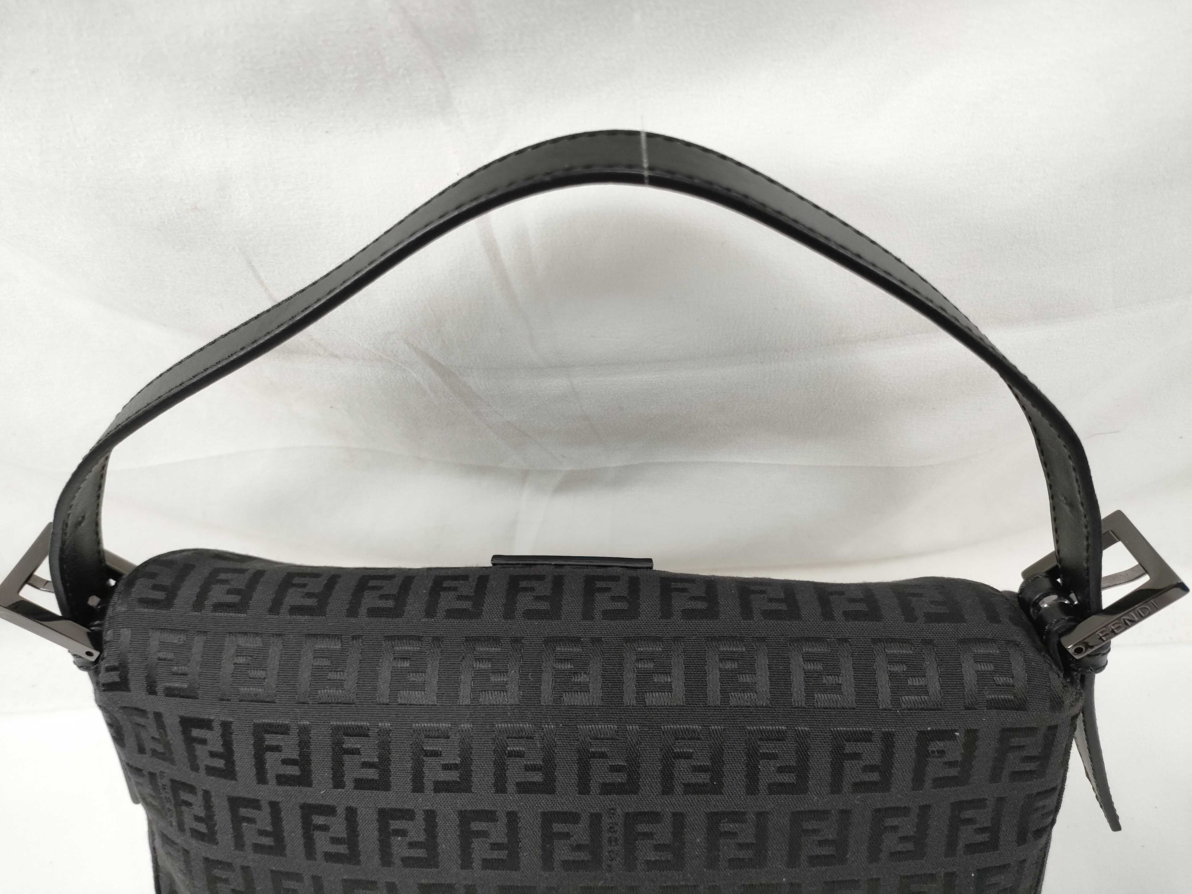 Zucchino Canvas x Leather One-Shoulder Bag, Black, 8BR003 (Shoulder Bag) — view 3