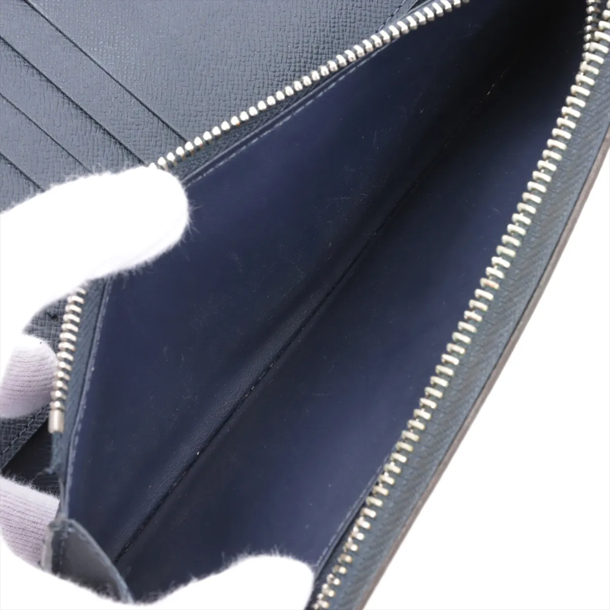 Vuitton Taiga Zippy Wallet Vertical M30510 Blue Marine Round Zip Wallet — view 6
