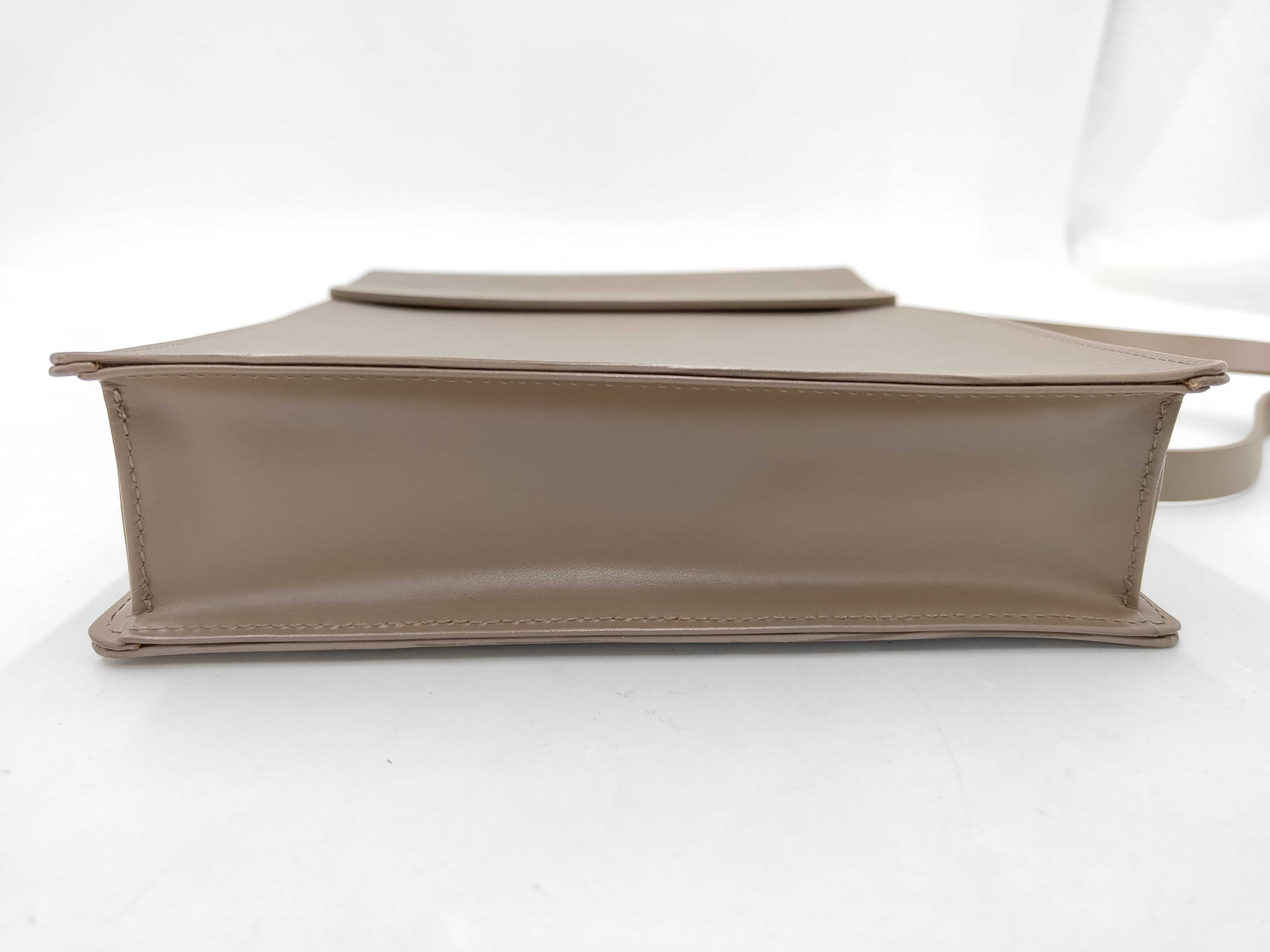 LV Ramatuelle M5247B Epi Shoulder Bag — view 8
