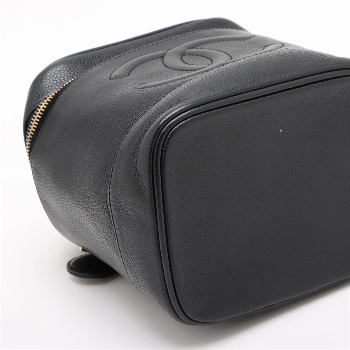 Cocomark caviar skin vanity bag black gold hardware — view 4