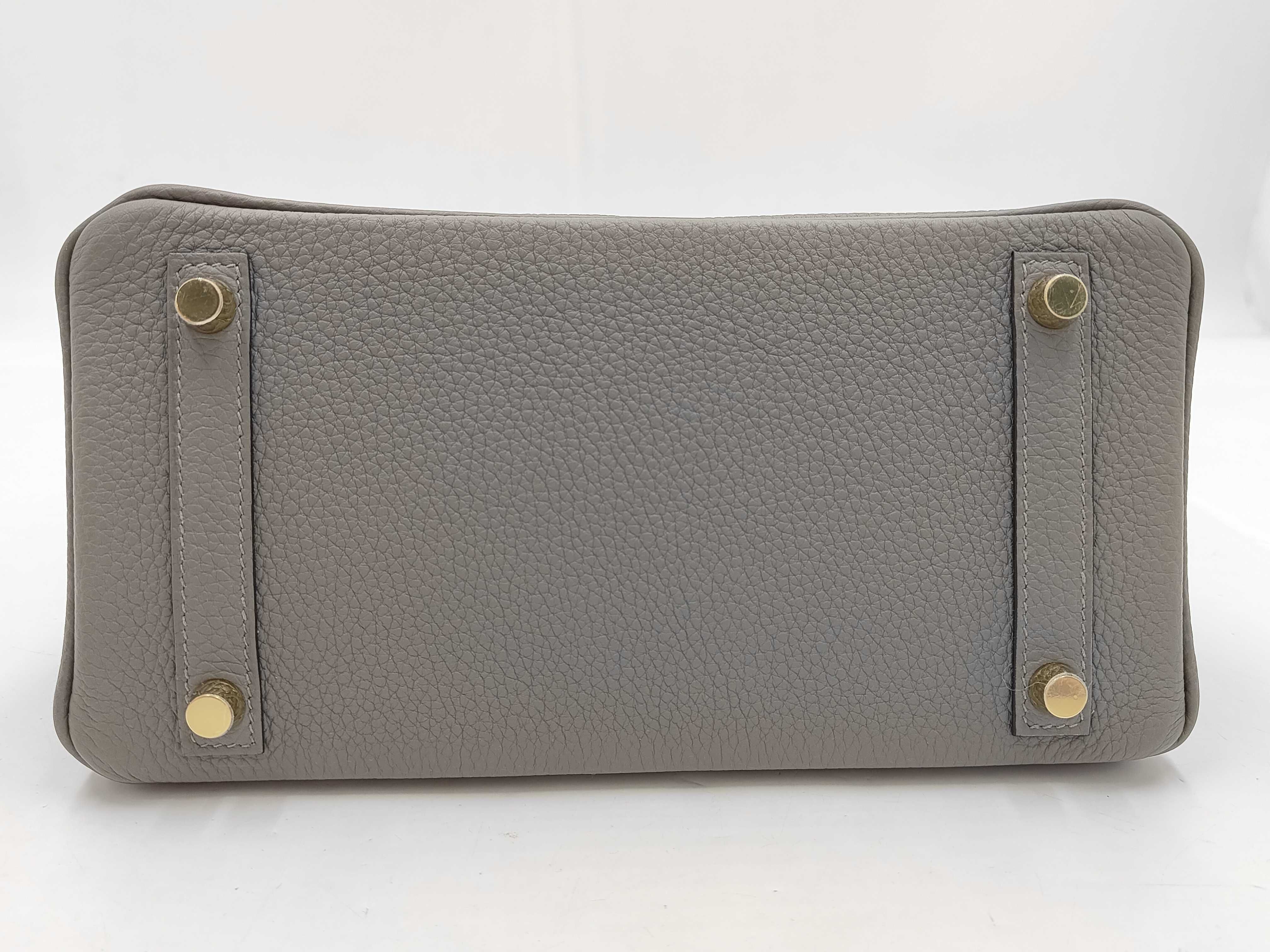 Birkin 25 Etoupe Gold Hardware W Stamp Handbag — view 6