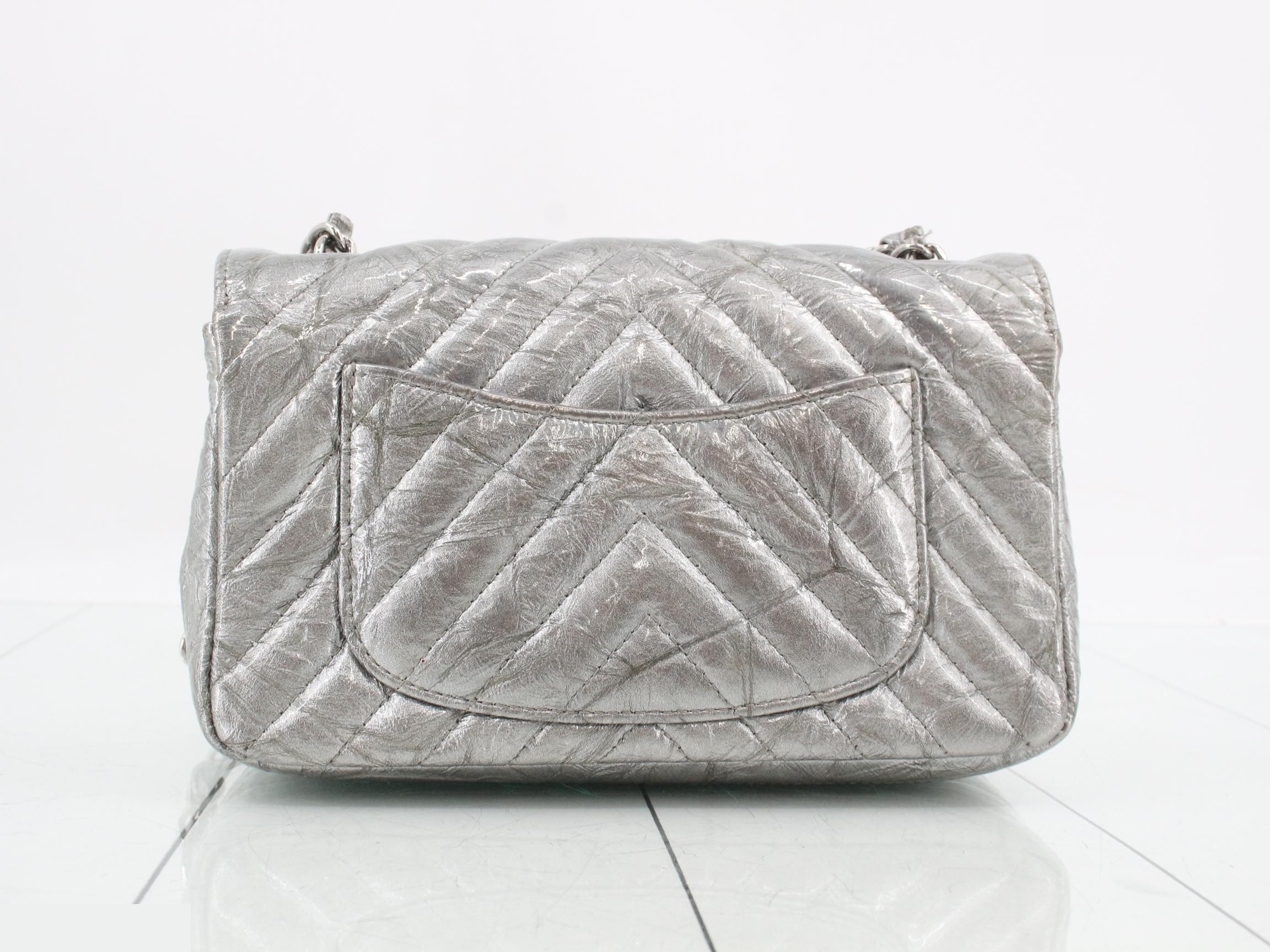 V-stitch Coco Mark Chain Shoulder Bag, Silver — view 2