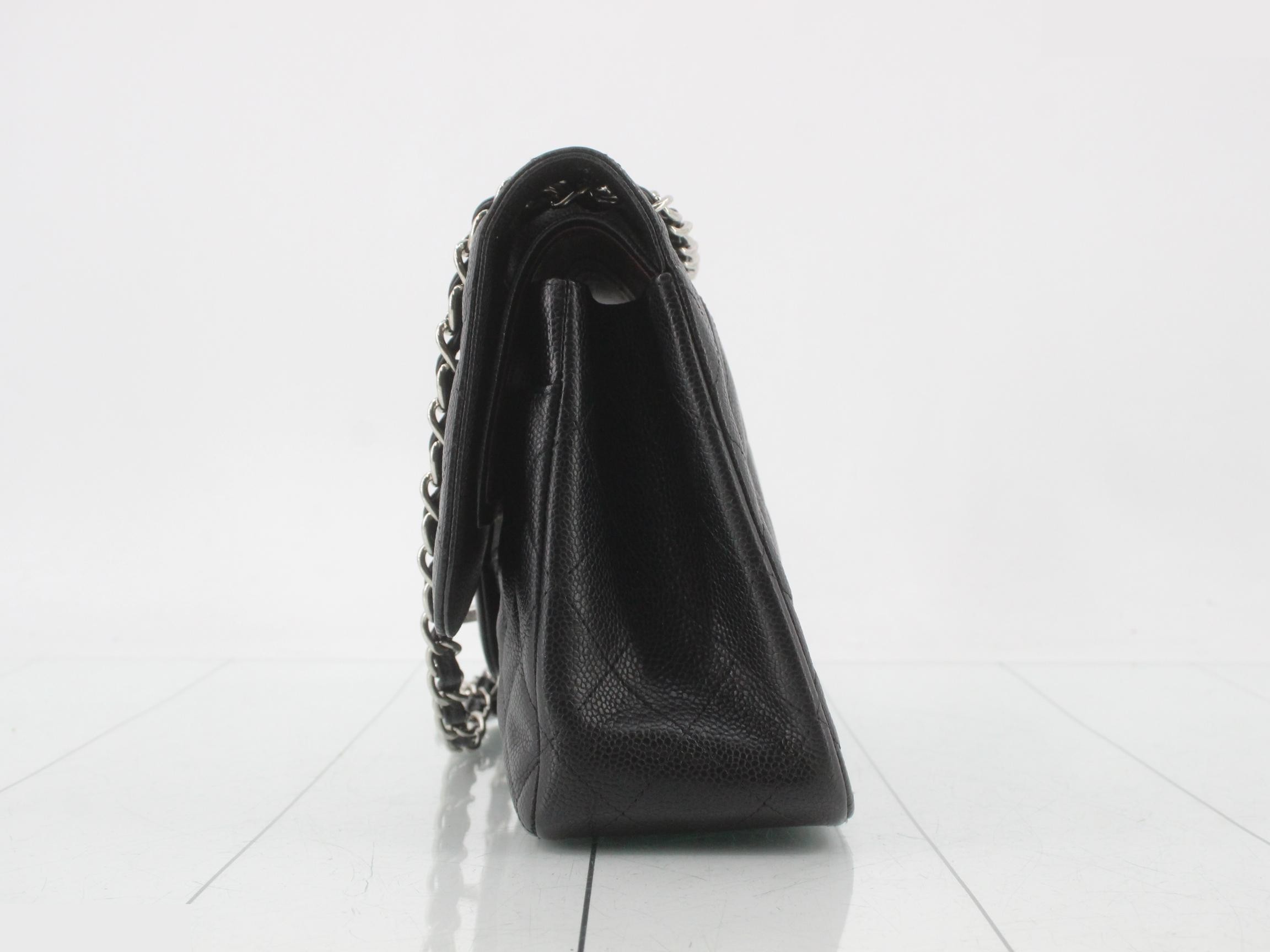 Matelassé Caviar Skin Chain Shoulder Bag — view 3