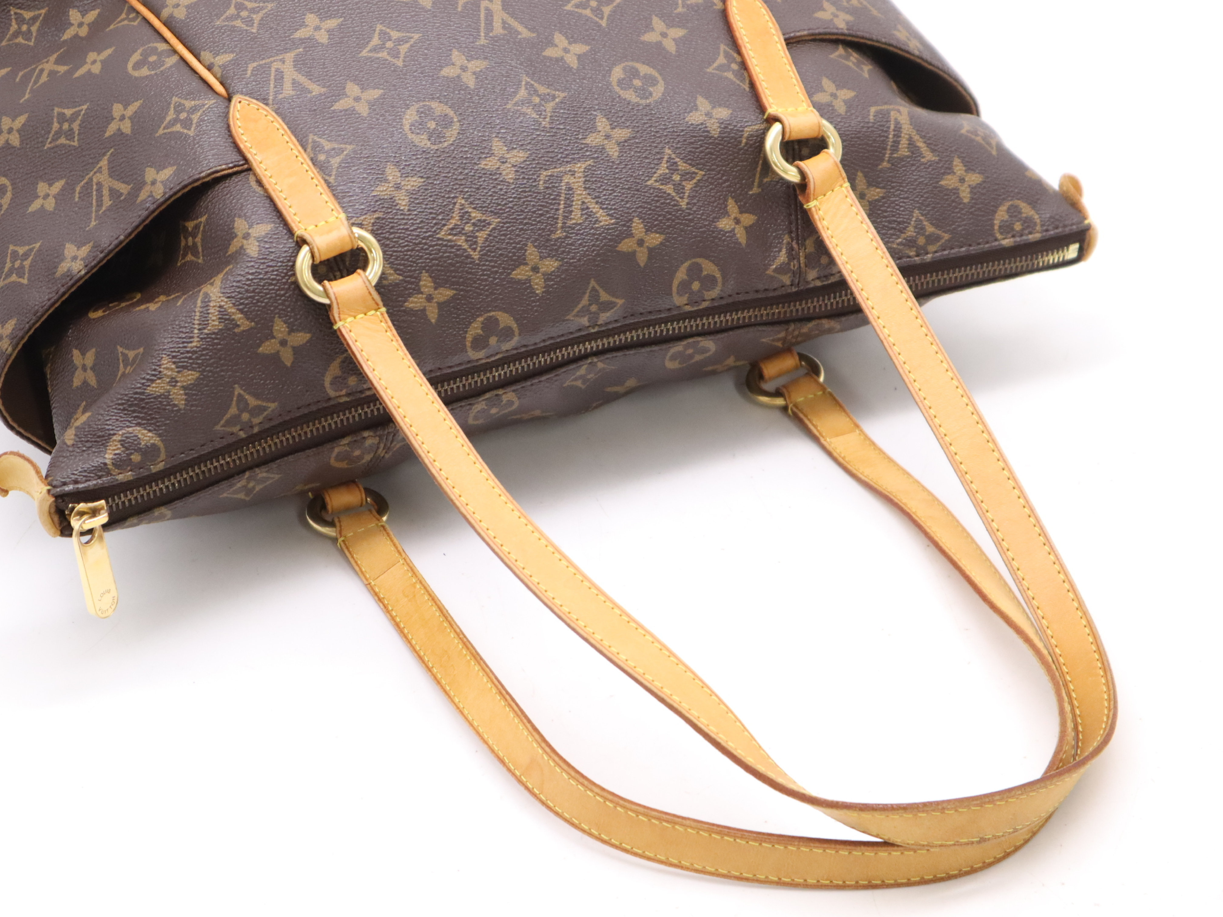 M56689 Monogram Totally MM Tote Bag — view 6