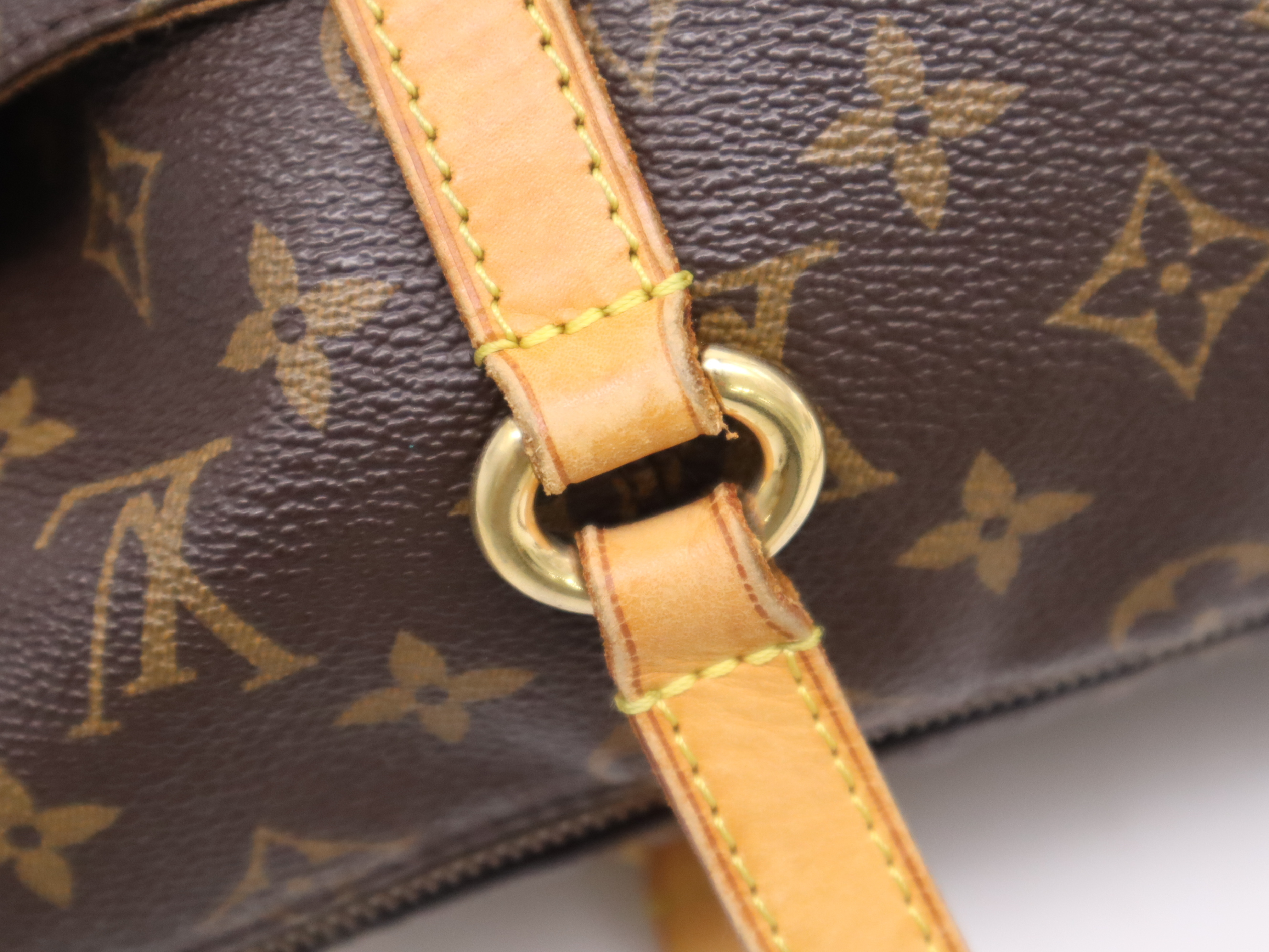 M56689 Monogram Totally MM Tote Bag — view 7