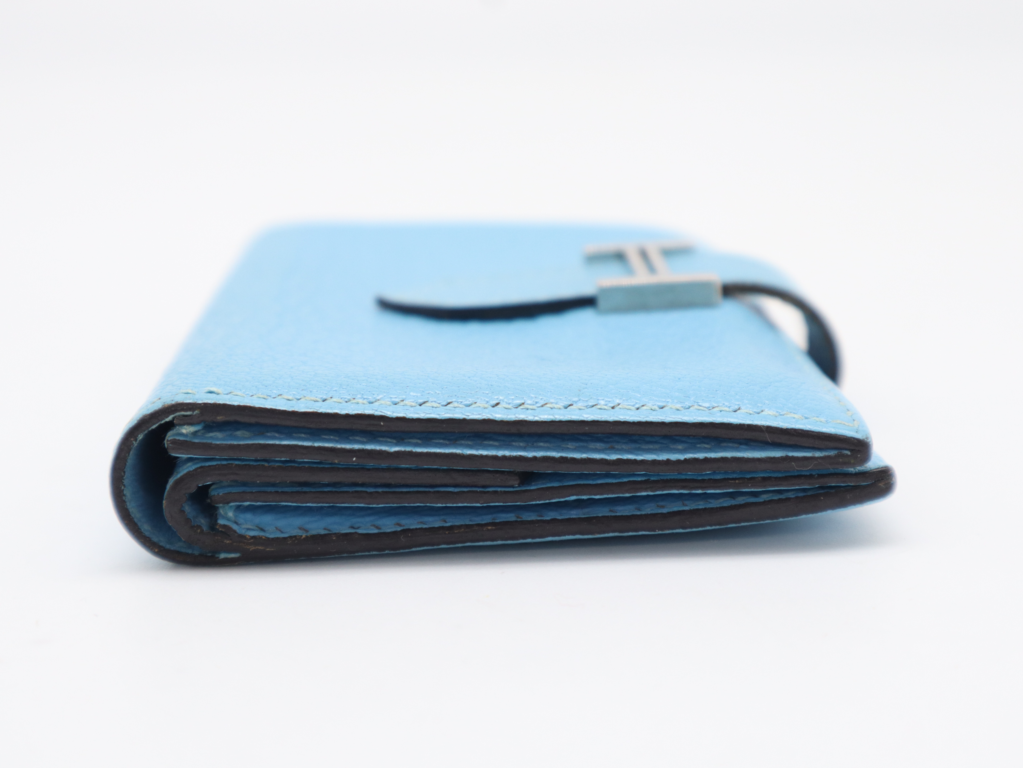 Bearn Mini Wallet L Engraved Chevre Blue Wallet — view 5