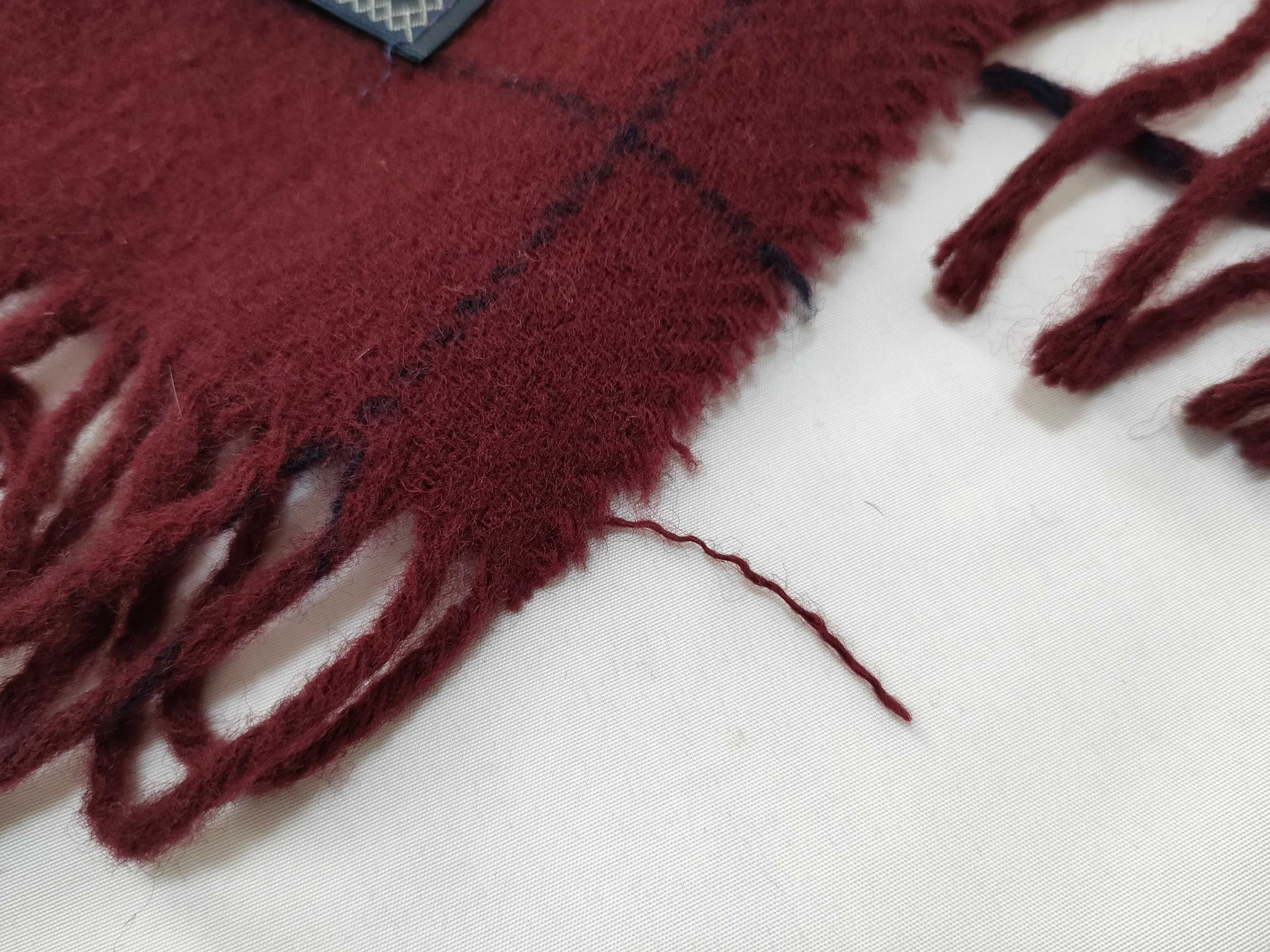 Shawl and other accessories — view 5