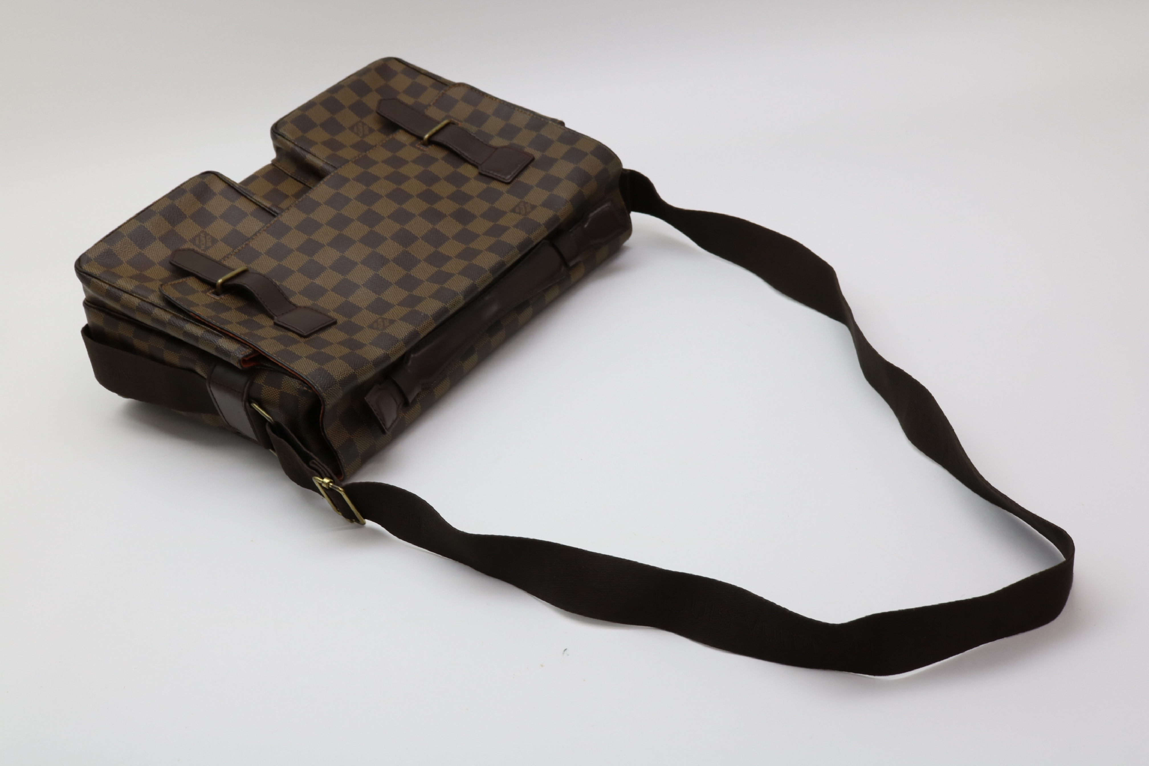 Damier Broadway Handbag — view 8