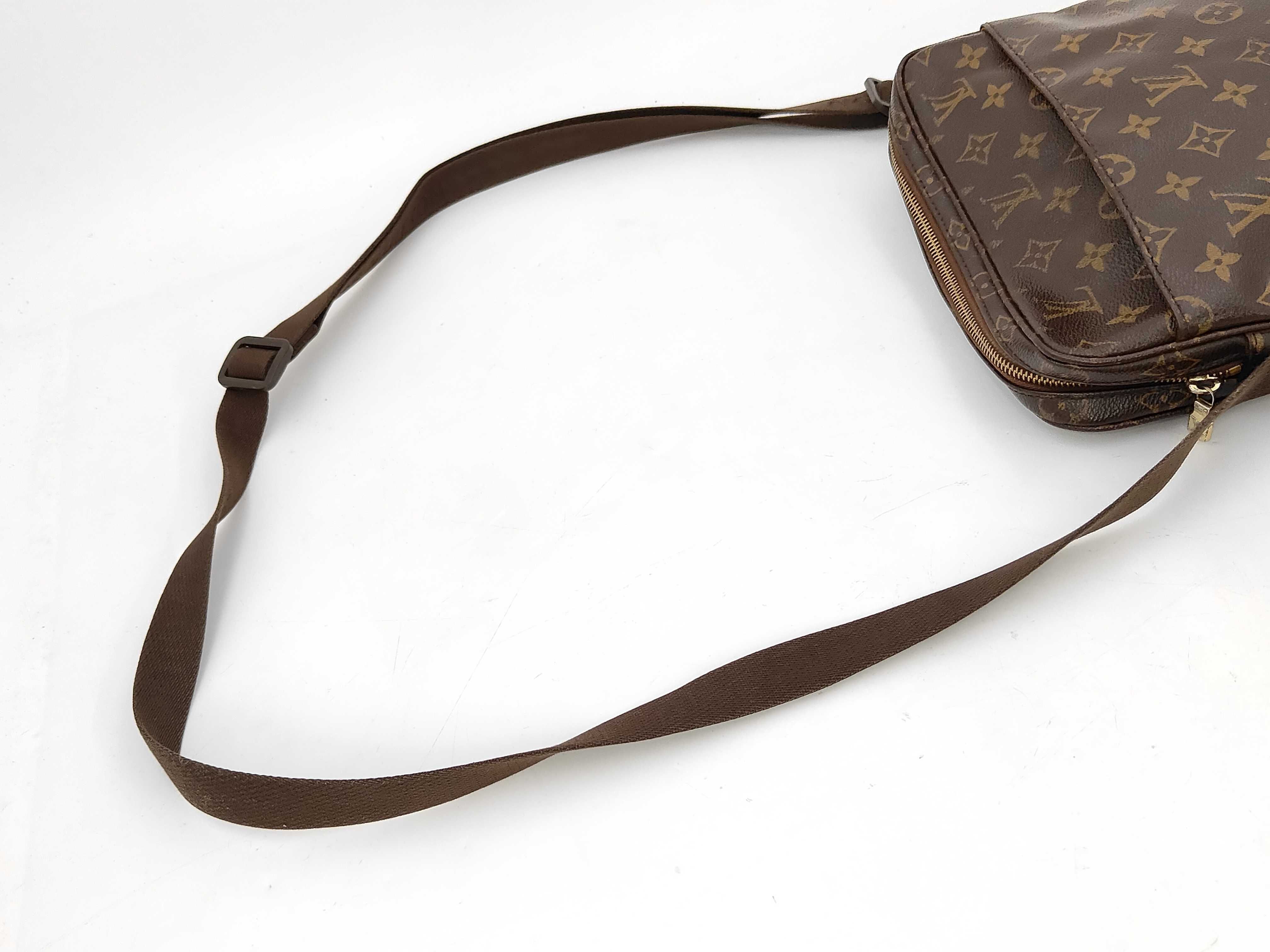 Monogram Trotter Beaubourg Crossbody Bag (Shoulder Bag) — view 5