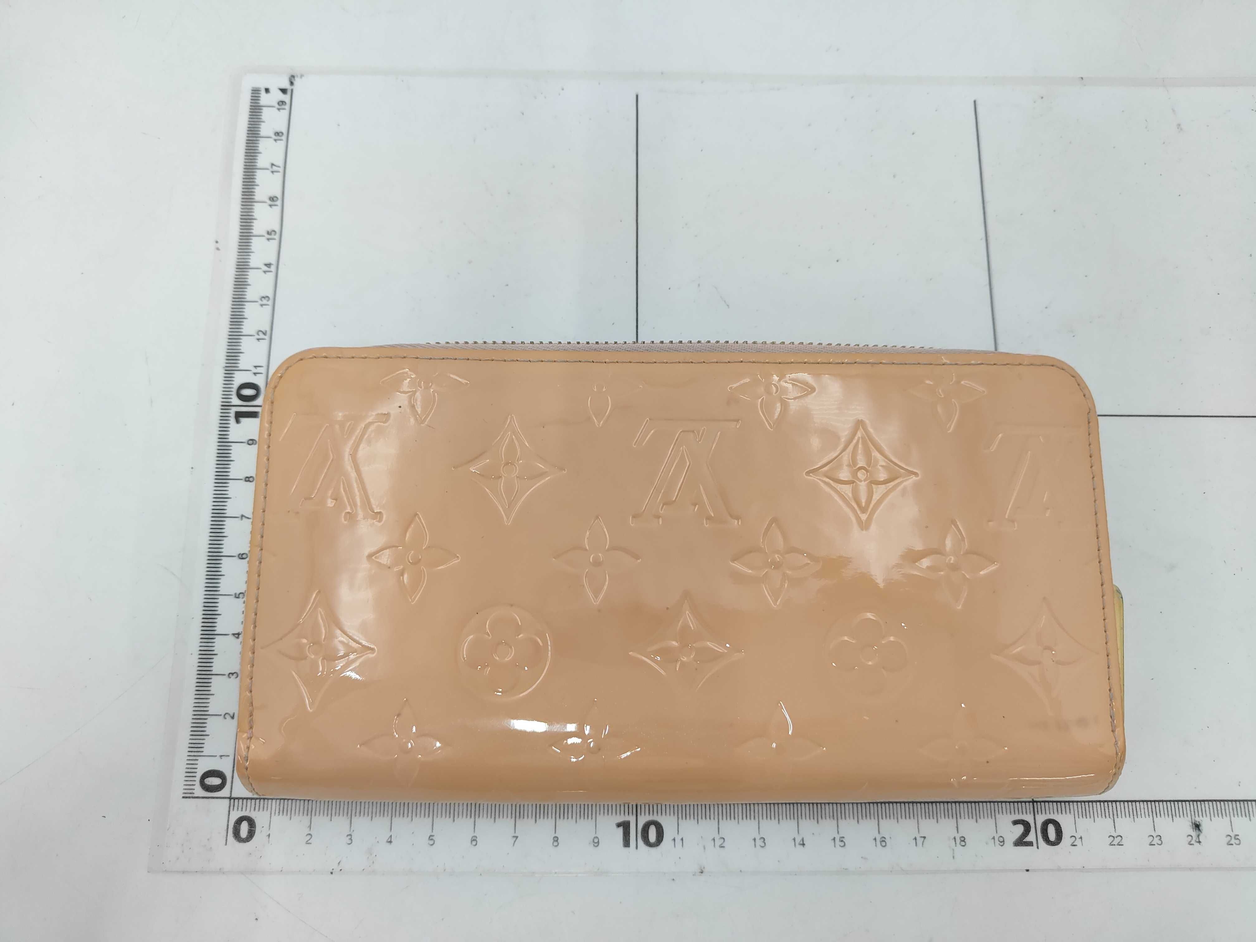 Vernis Zippy Wallet — view 2
