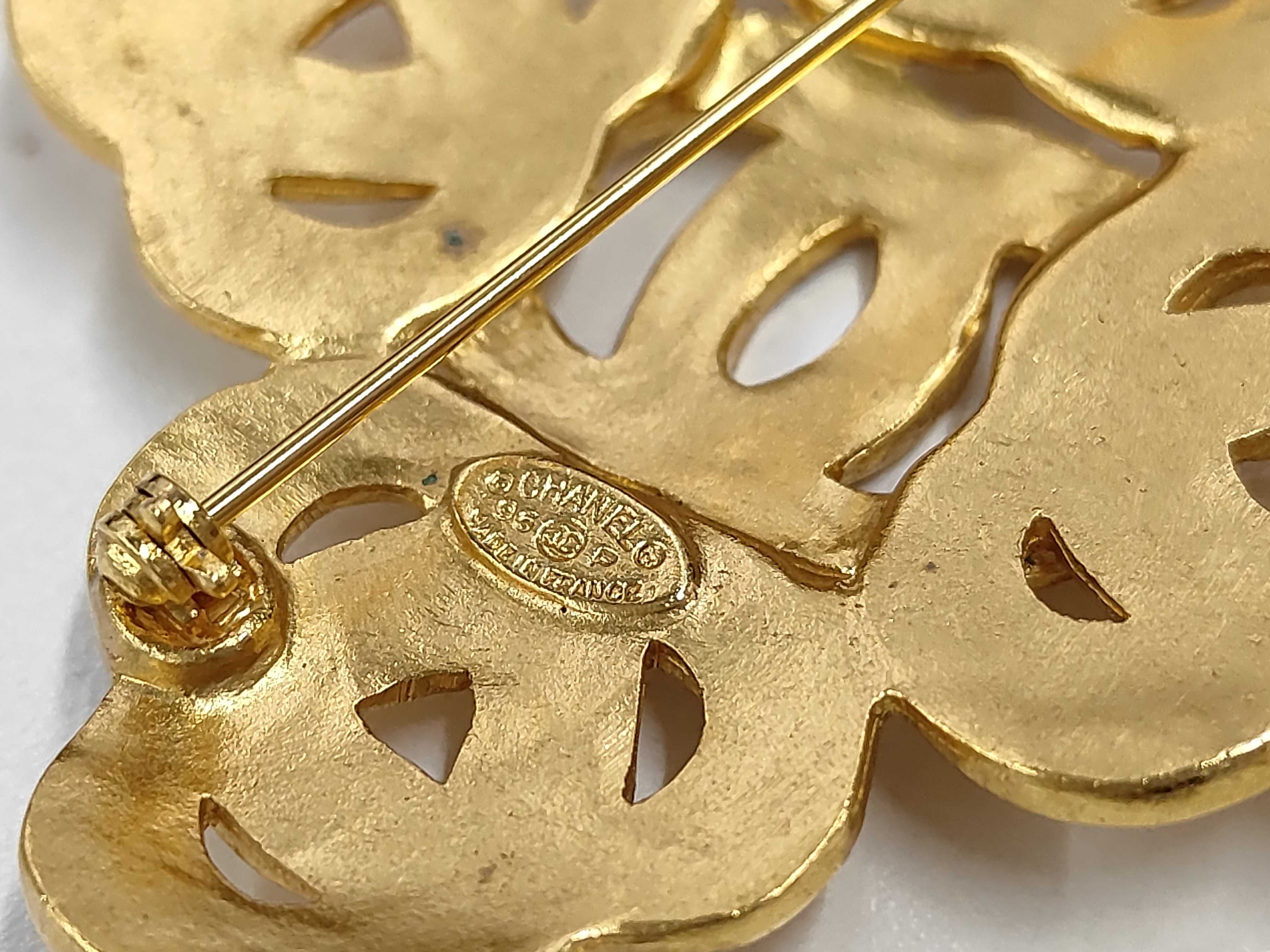 Coco Cross Brooch, Gold Brooch — view 3