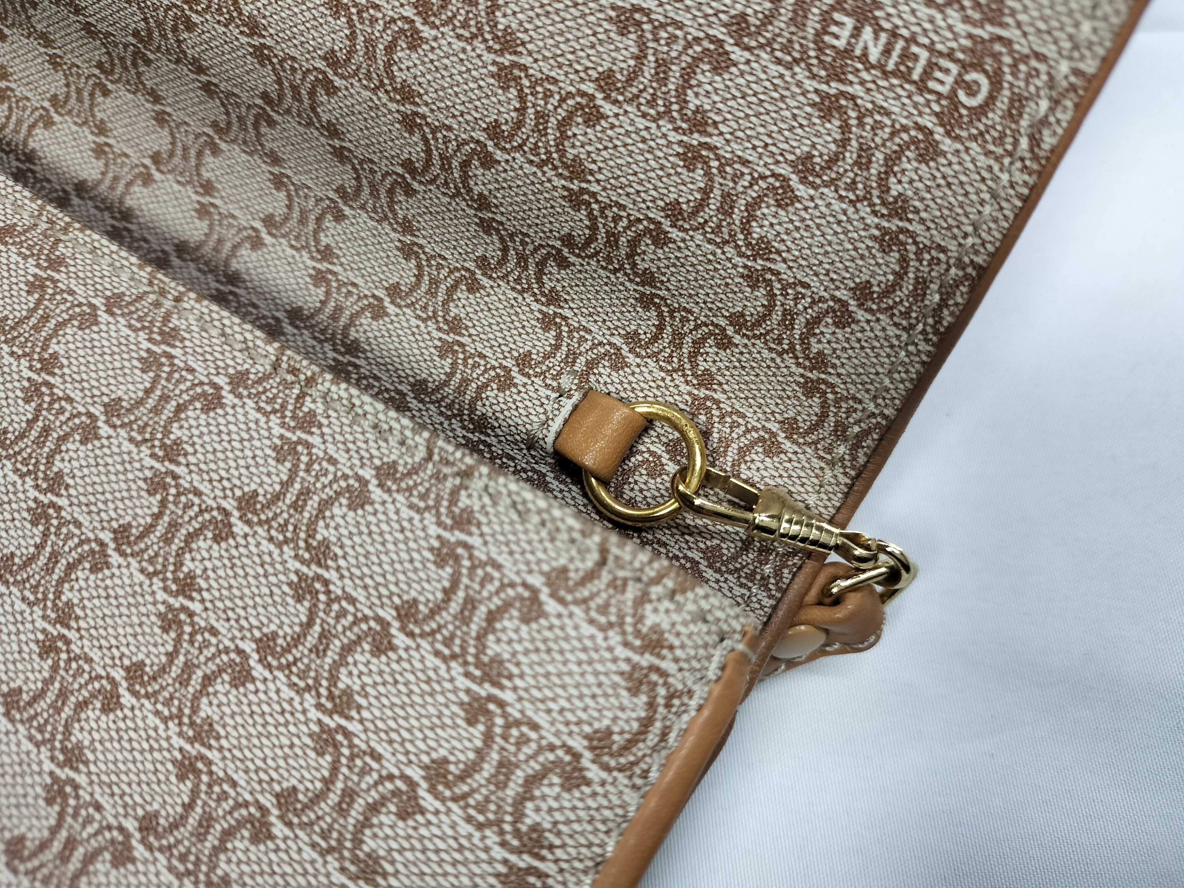 Old Shoulder Bag — view 9