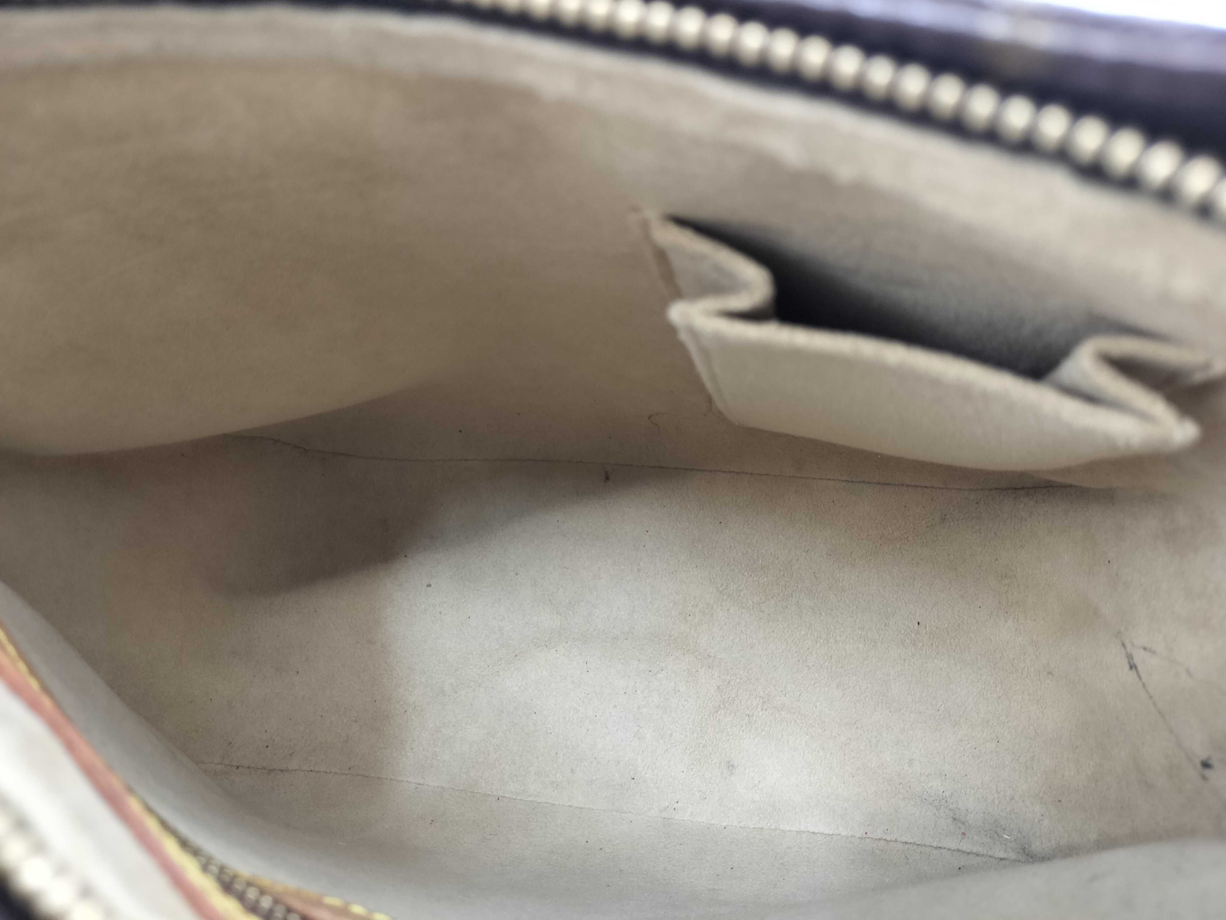 Monogram Looping MM M51146 Shoulder Bag — view 11
