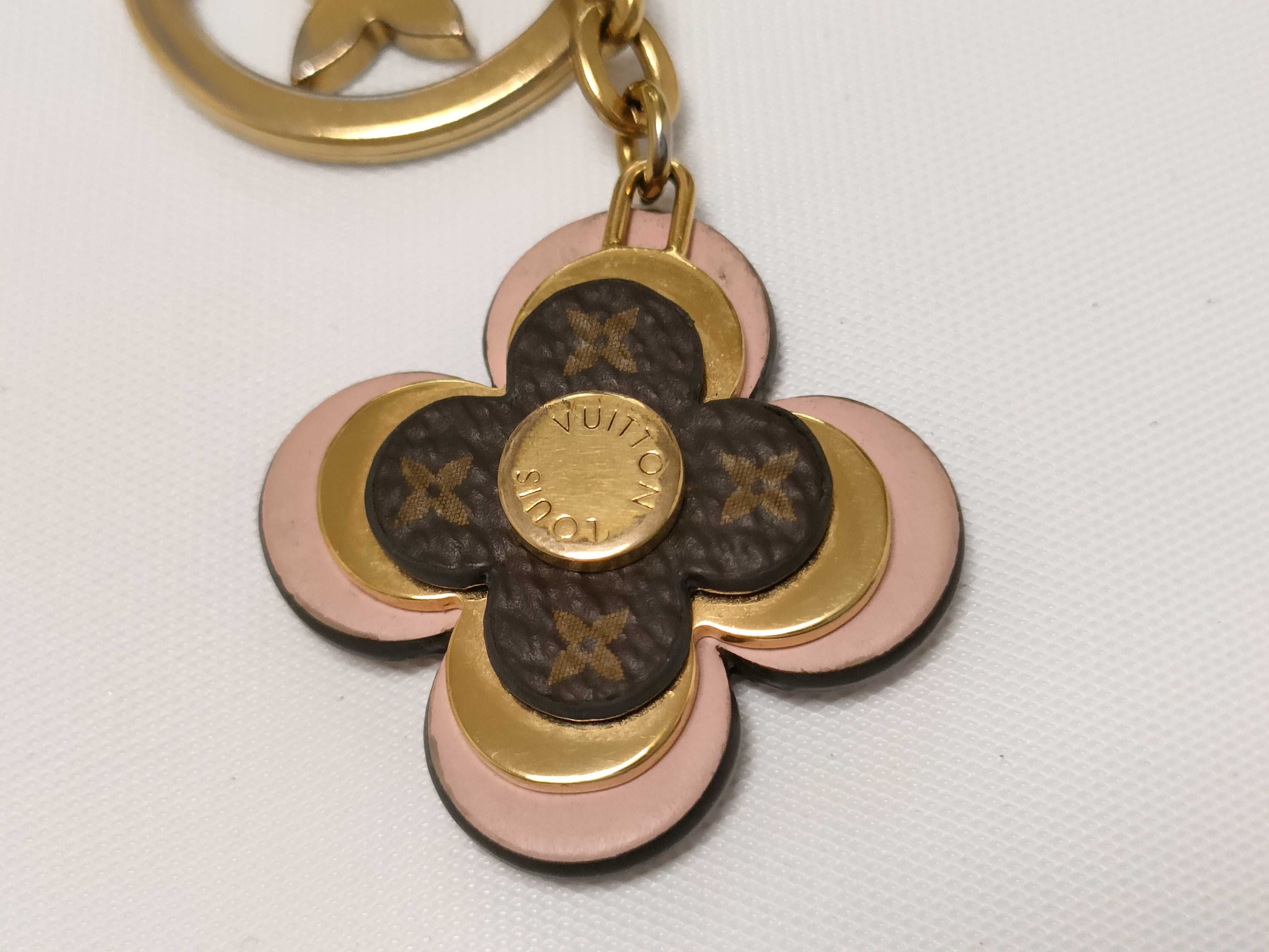 Keychain - Blooming Flower BB M63085 OB0261 Key Case/Keychain — view 2