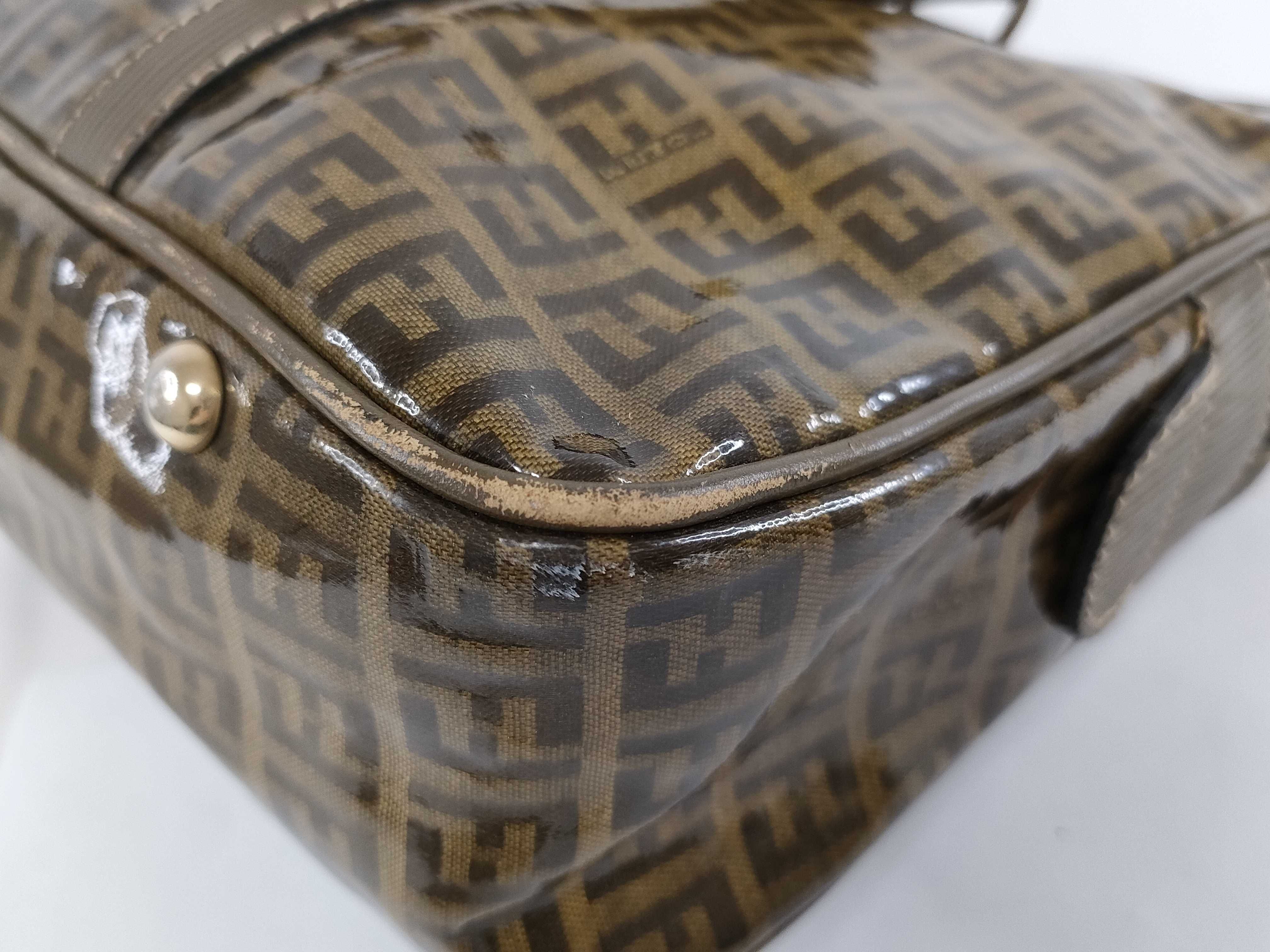 handbag — view 4