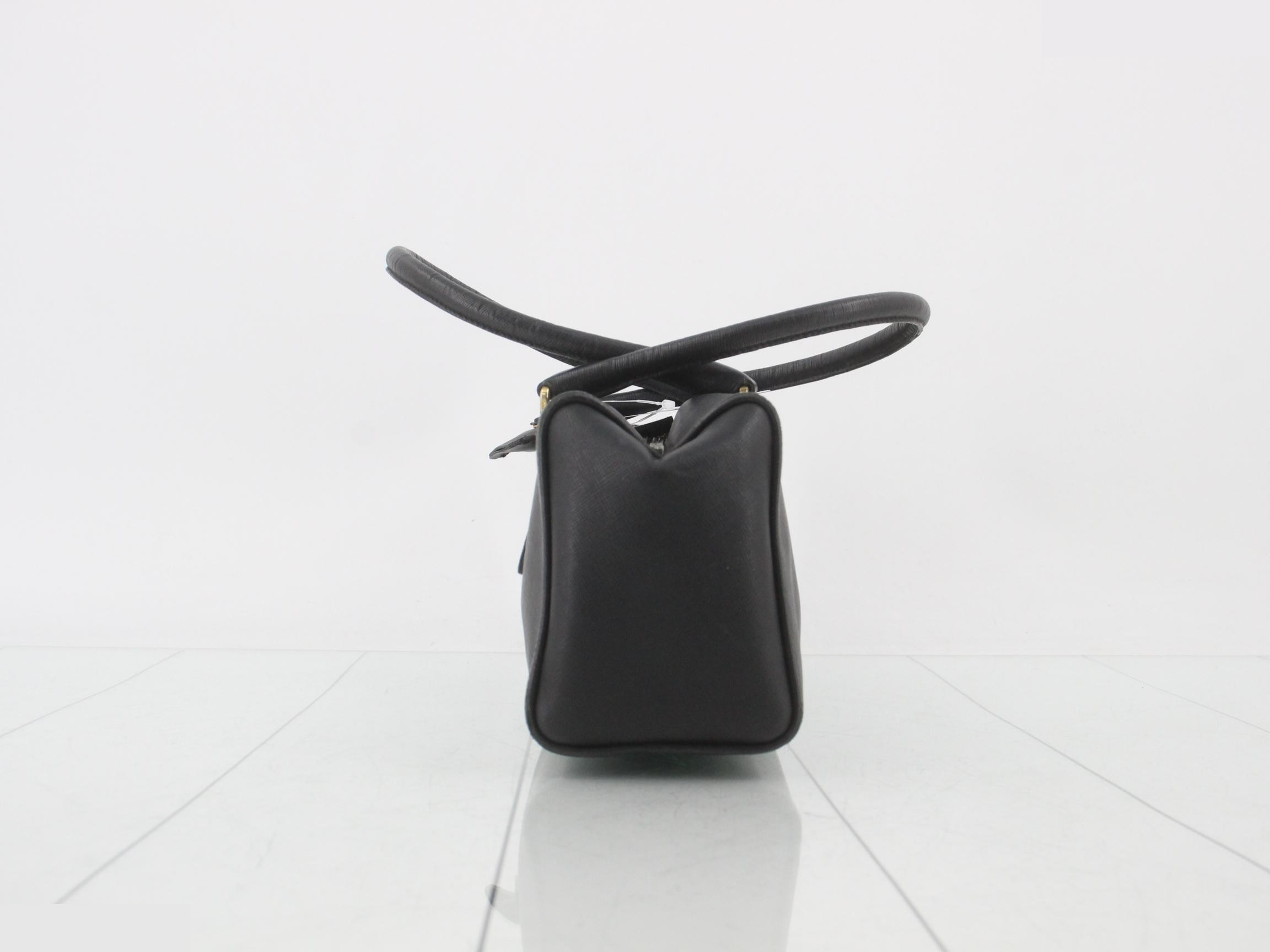 handbag — view 3