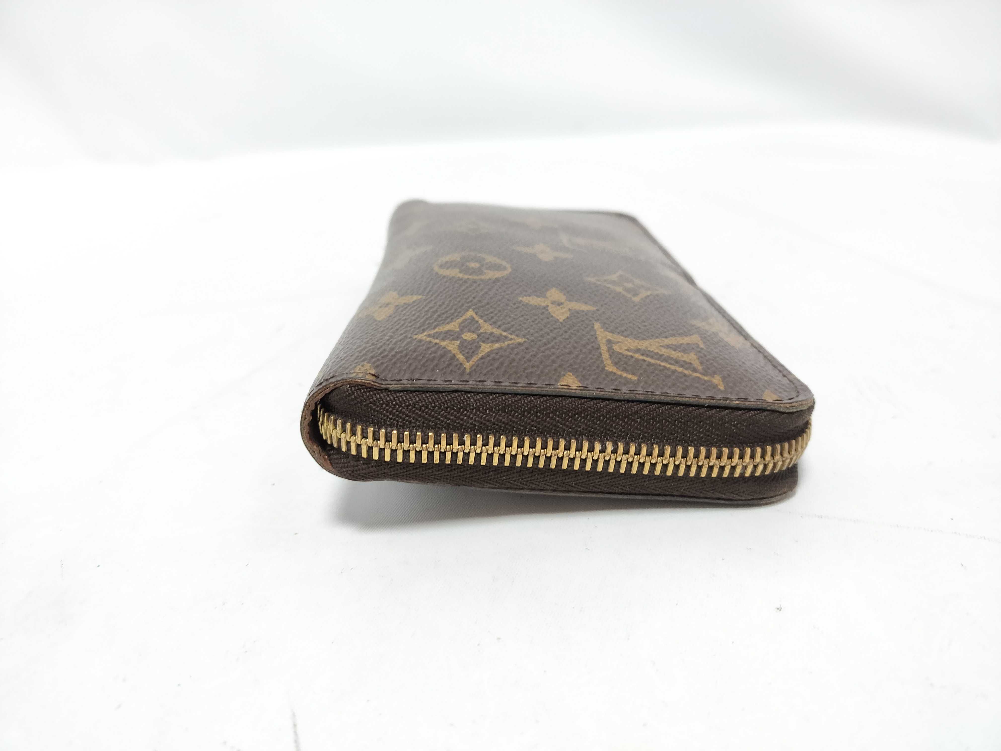 Monogram Louis Vuitton Monogram Zippy Wallet — view 4