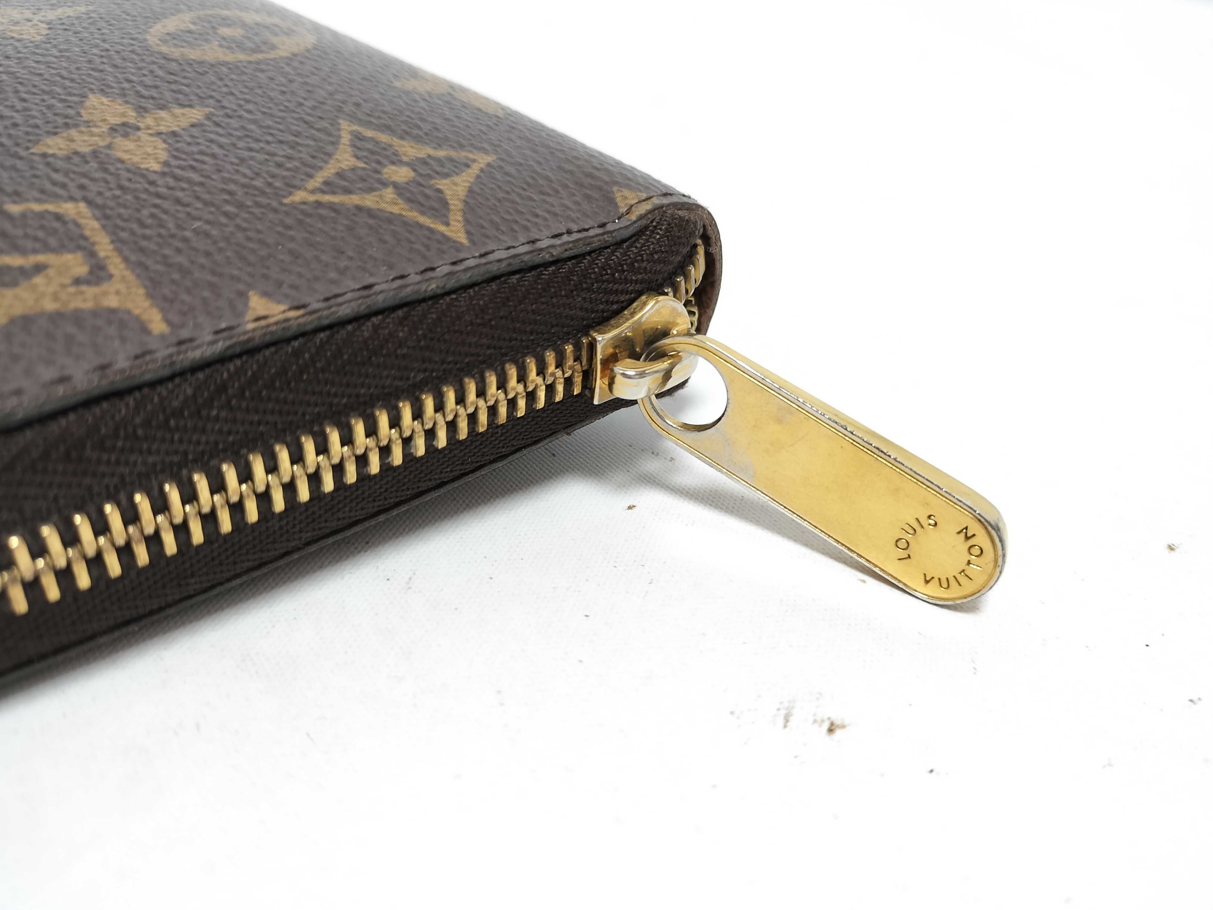 Monogram Louis Vuitton Monogram Zippy Wallet — view 6