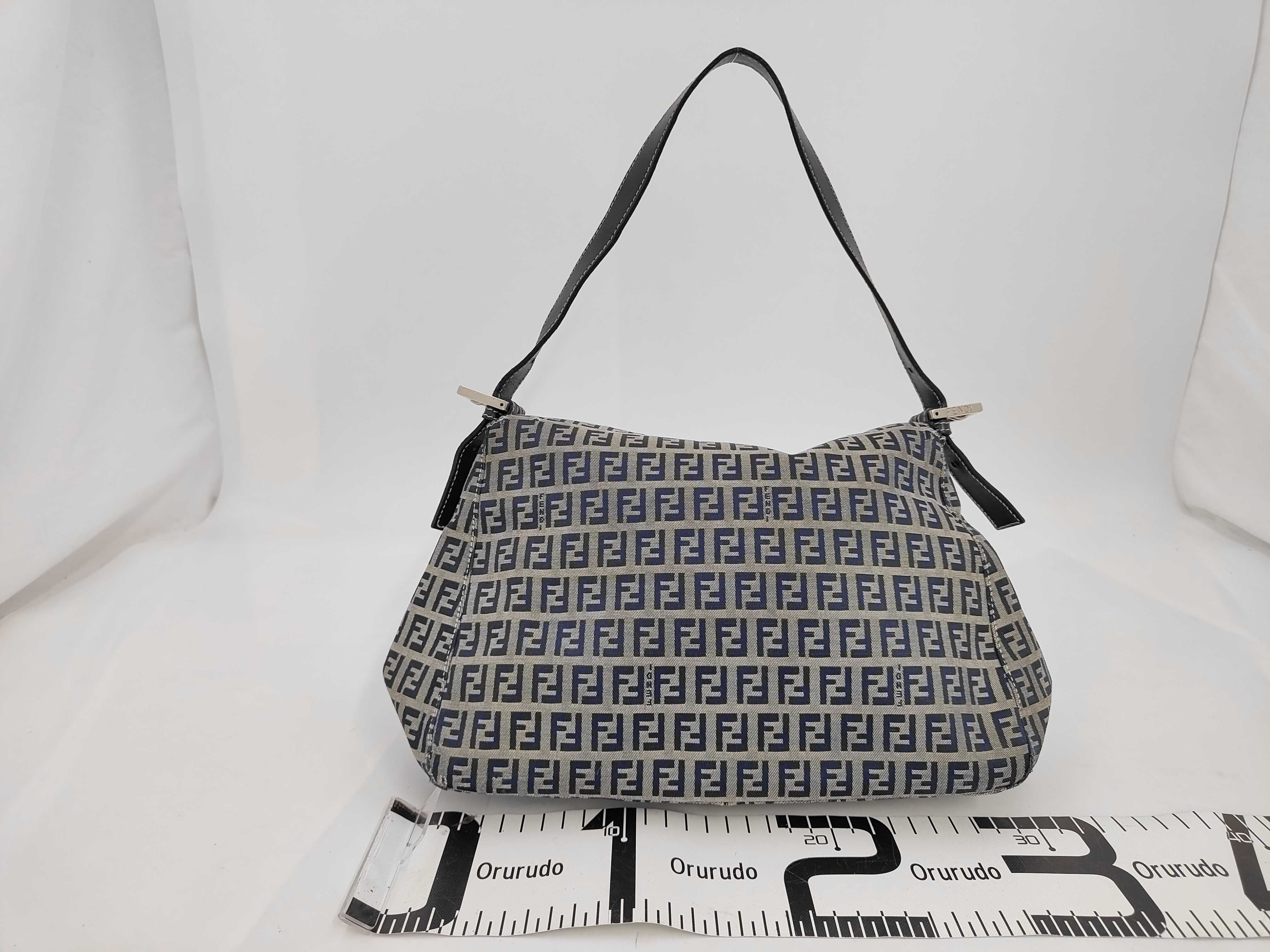 Mamma Fendi Mamma Bucket Shoulder Bag — view 2
