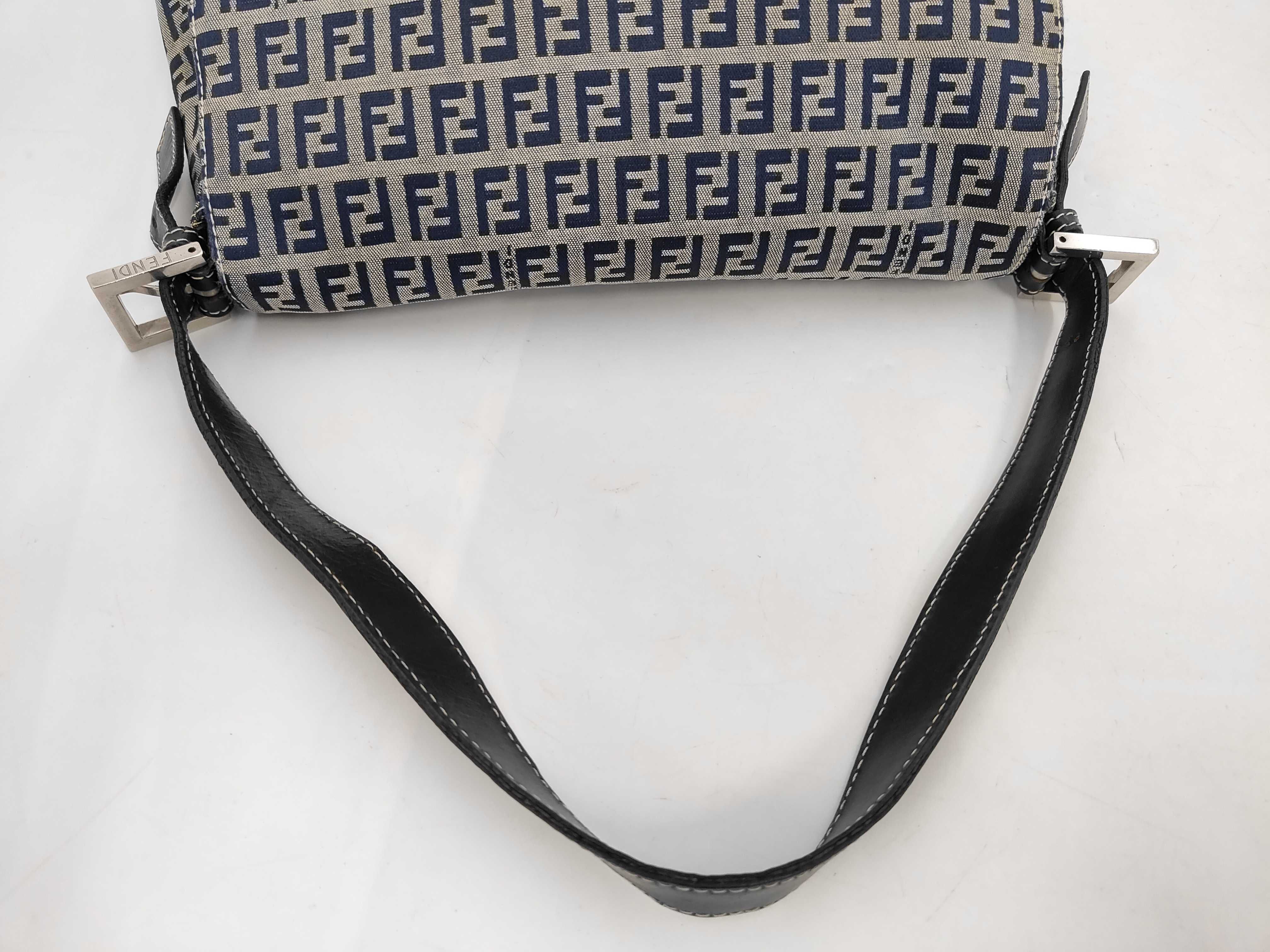 Mamma Fendi Mamma Bucket Shoulder Bag — view 5