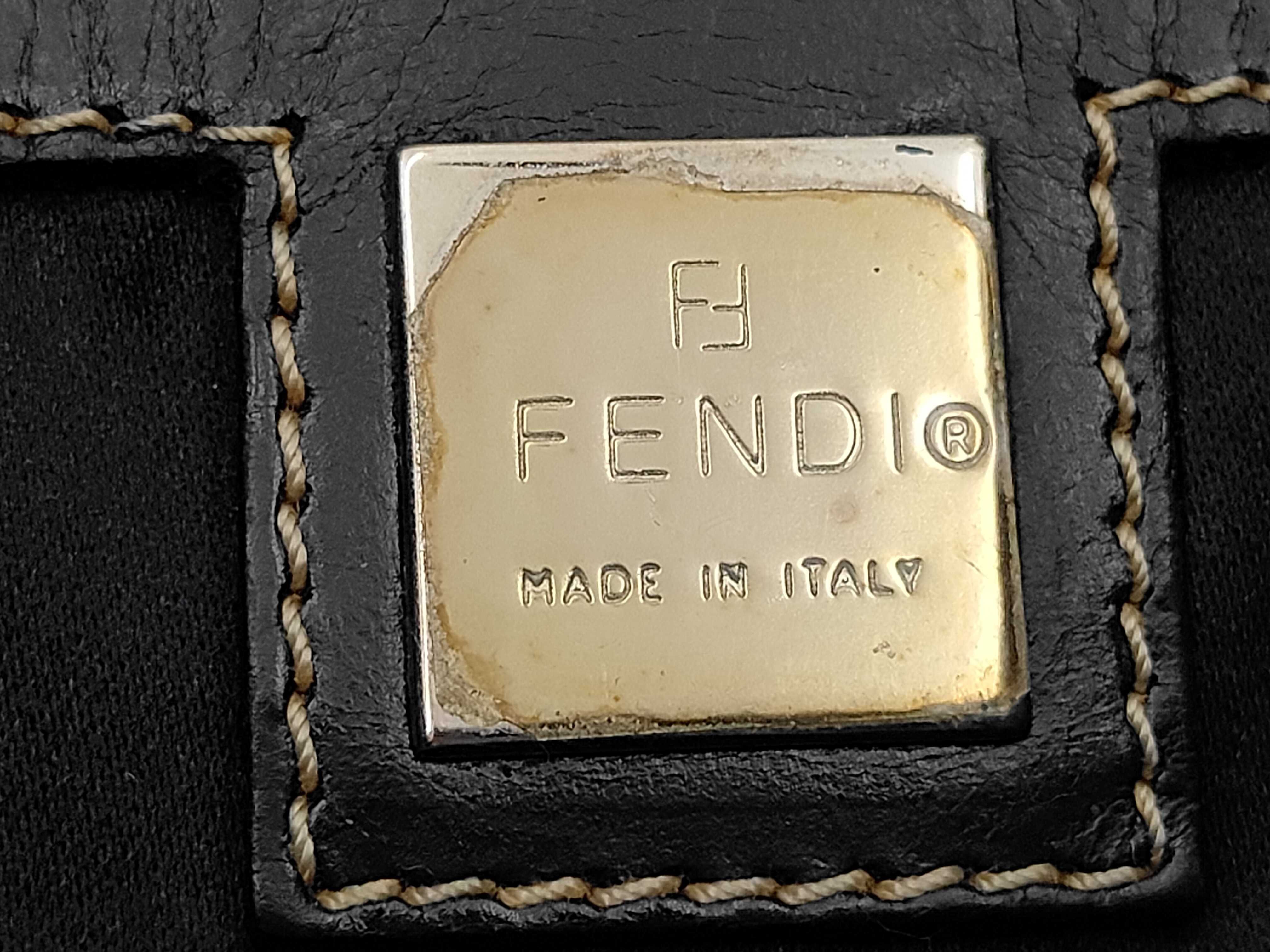 Mamma Fendi Mamma Bucket Shoulder Bag — view 9