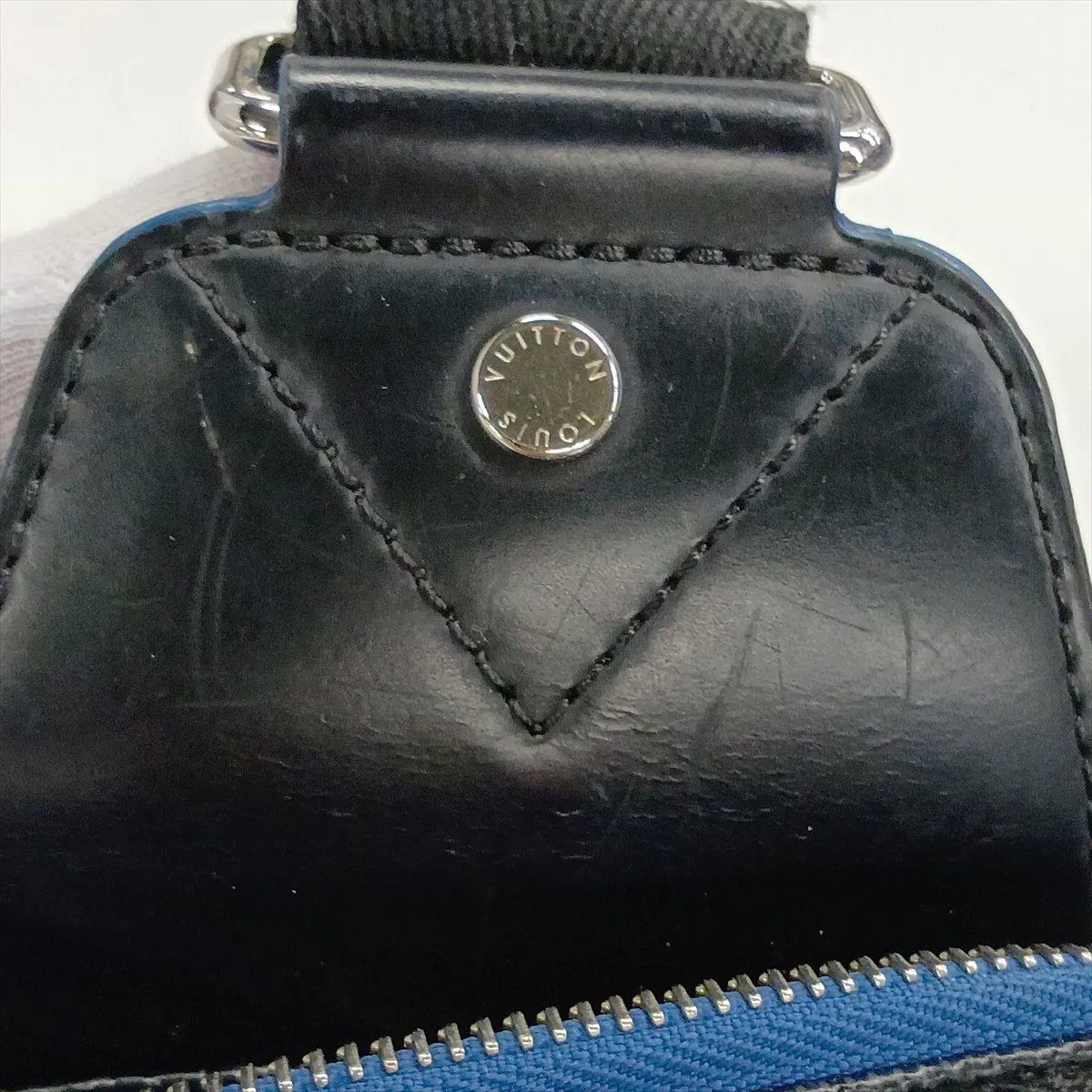 Damier Graphite Avenue Sling Bag N40008 MB5107 Black — view 13