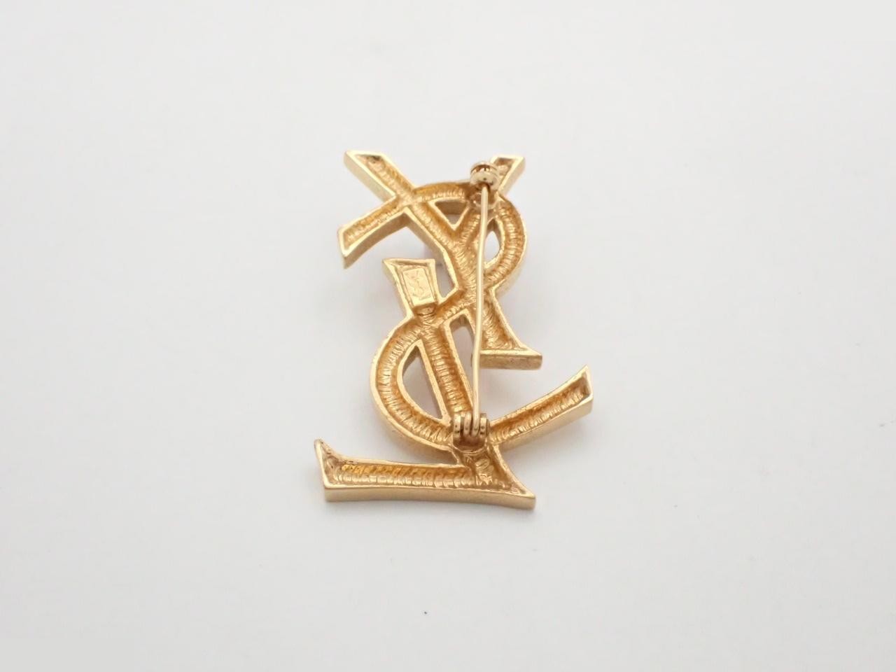 logo brooch — view 2