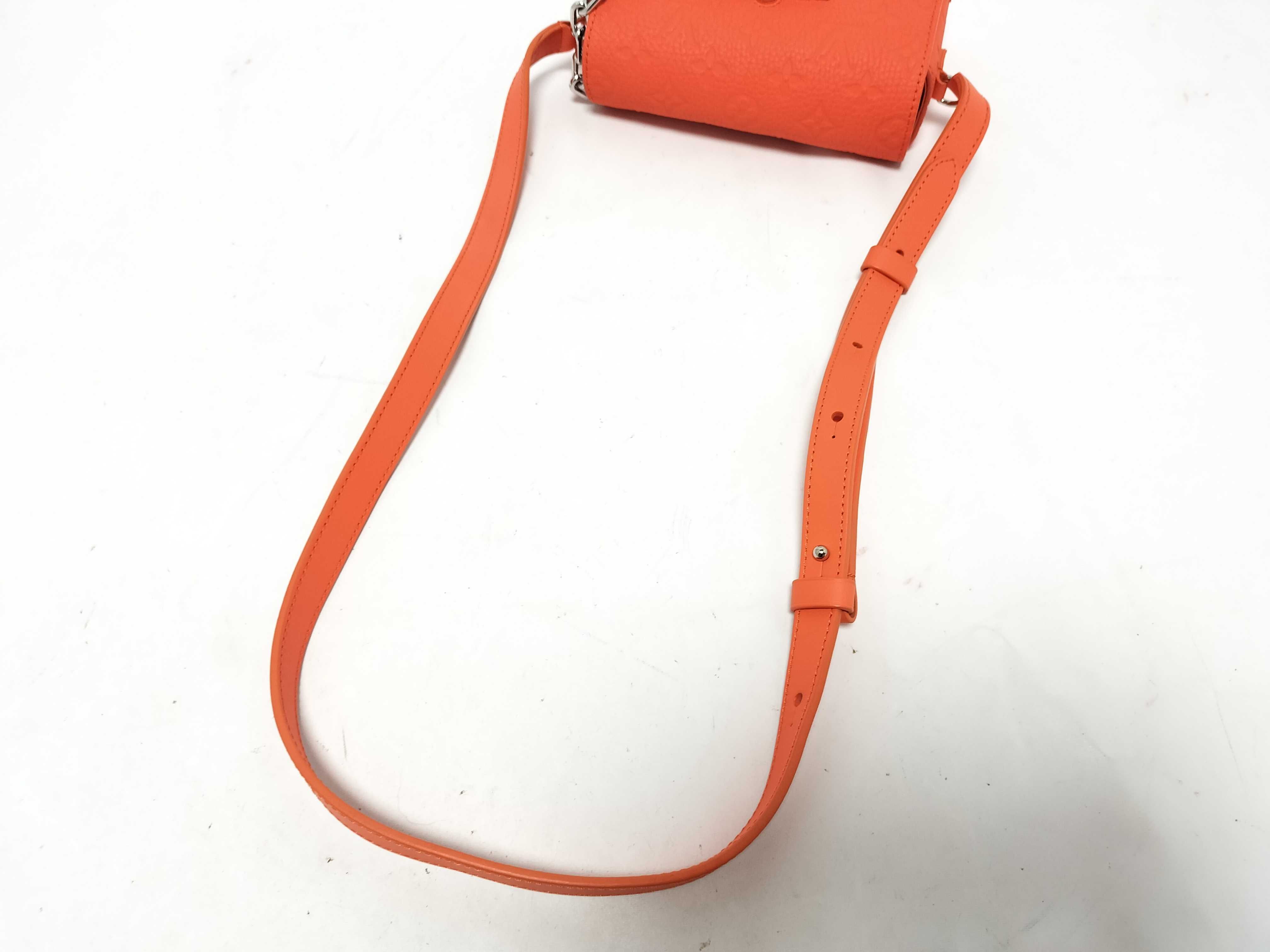 Monogram Taurillon Steamer Wearable Wallet Shoulder Bag M82916 Shoulder Bag — view 3