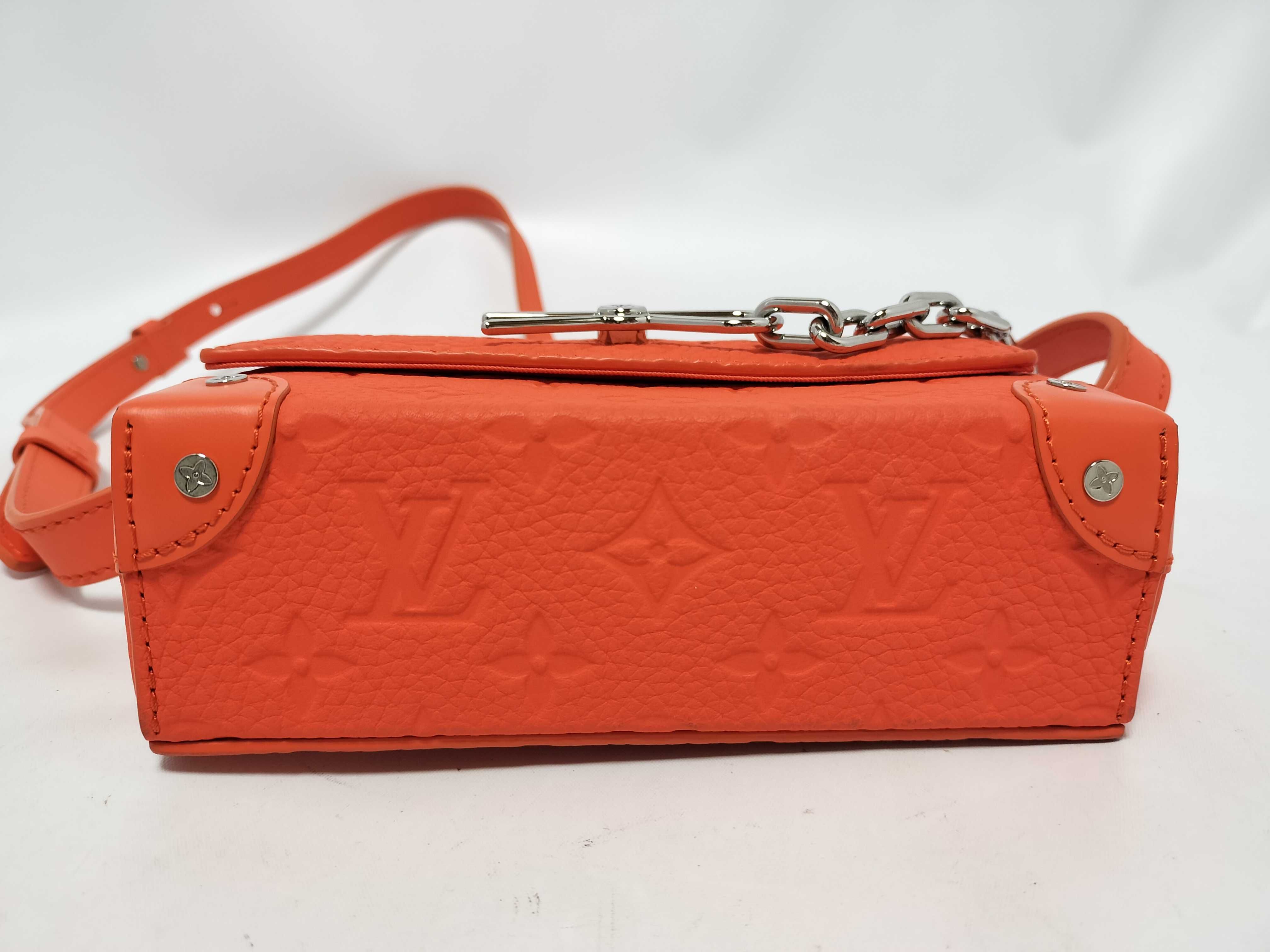 Monogram Taurillon Steamer Wearable Wallet Shoulder Bag M82916 Shoulder Bag — view 6