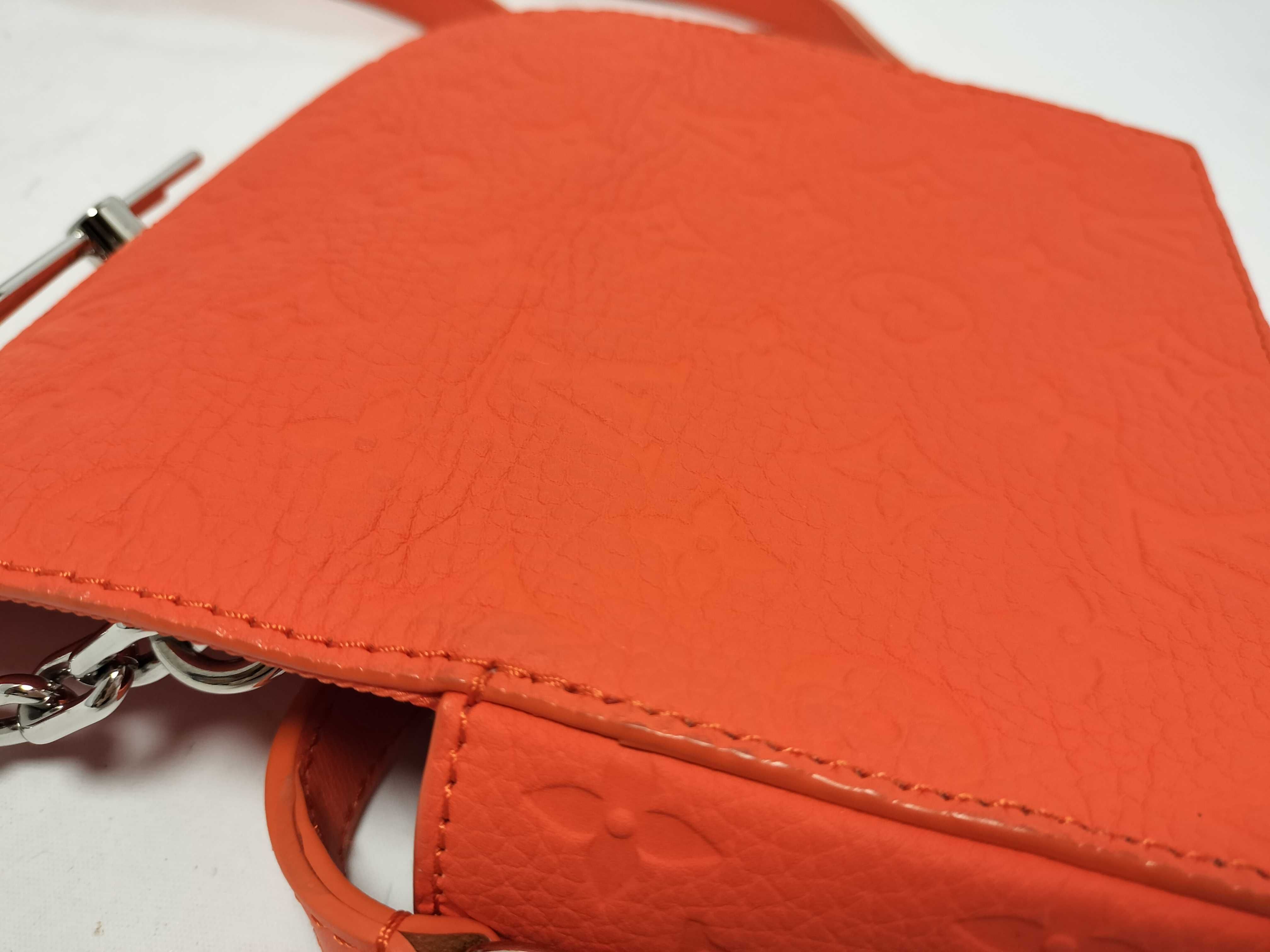 Monogram Taurillon Steamer Wearable Wallet Shoulder Bag M82916 Shoulder Bag — view 10