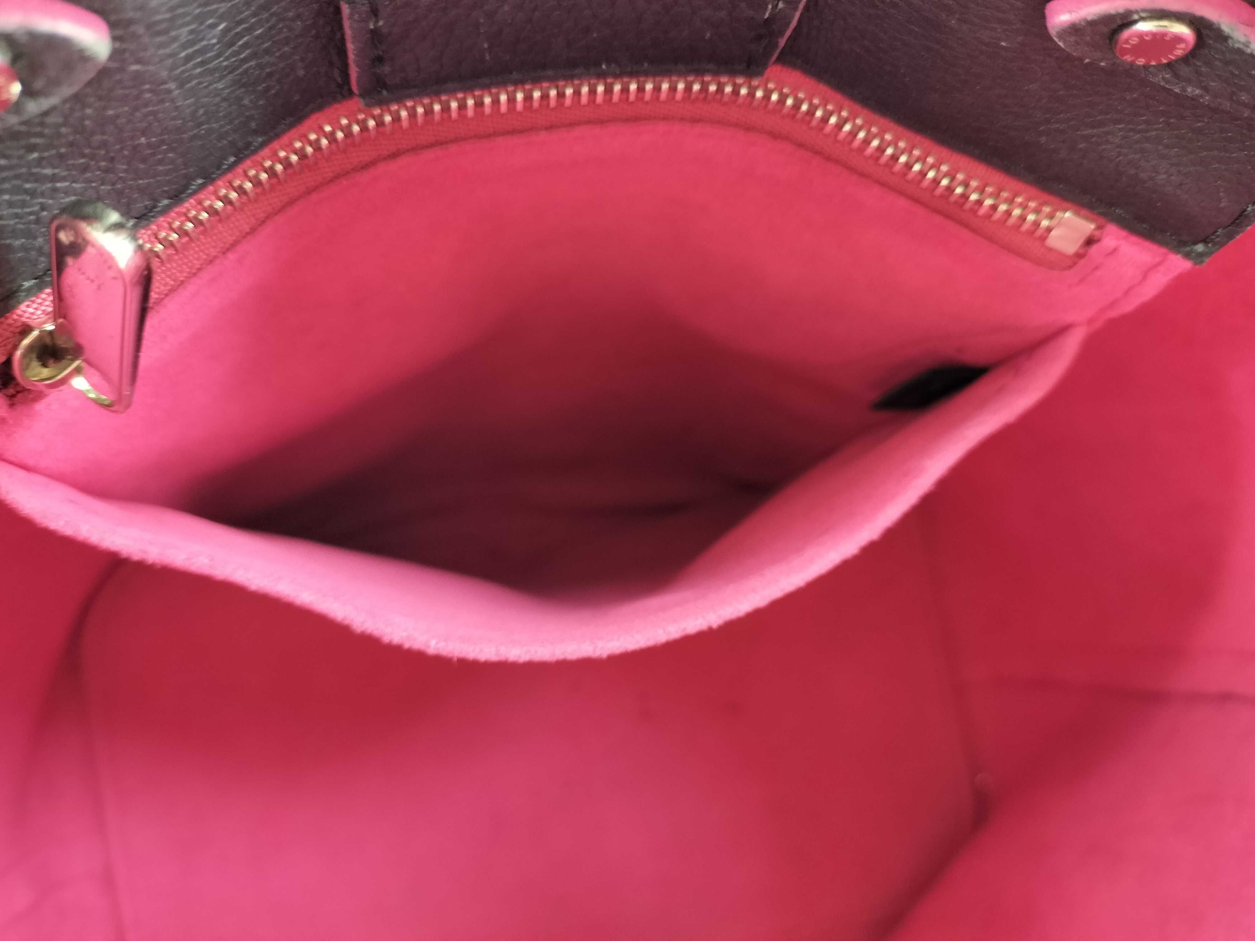 Lockme Bucket Shoulder Bag — view 11