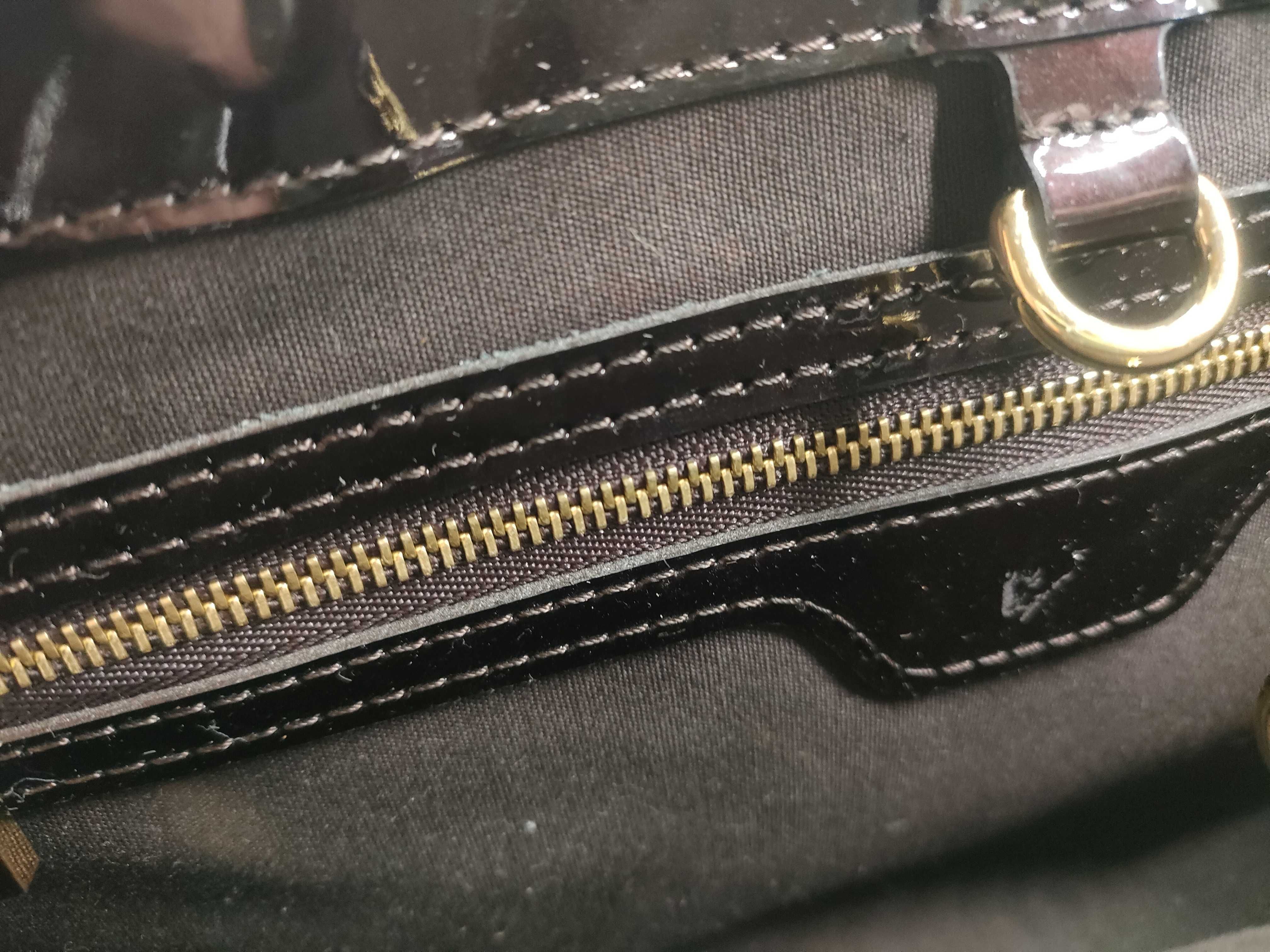 Vernis Wilshire Handbag — view 13