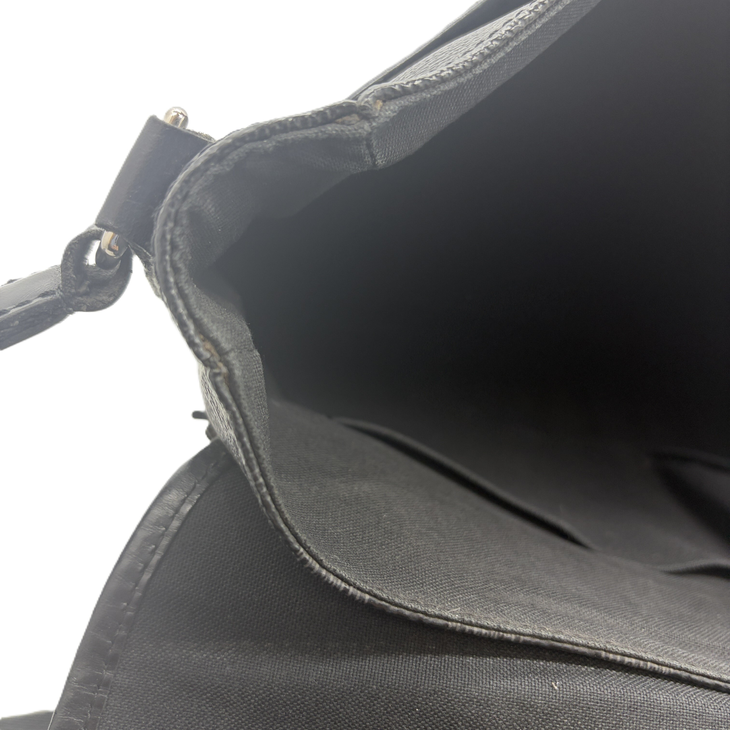 Damier Graphite Shoulder Bag — view 10