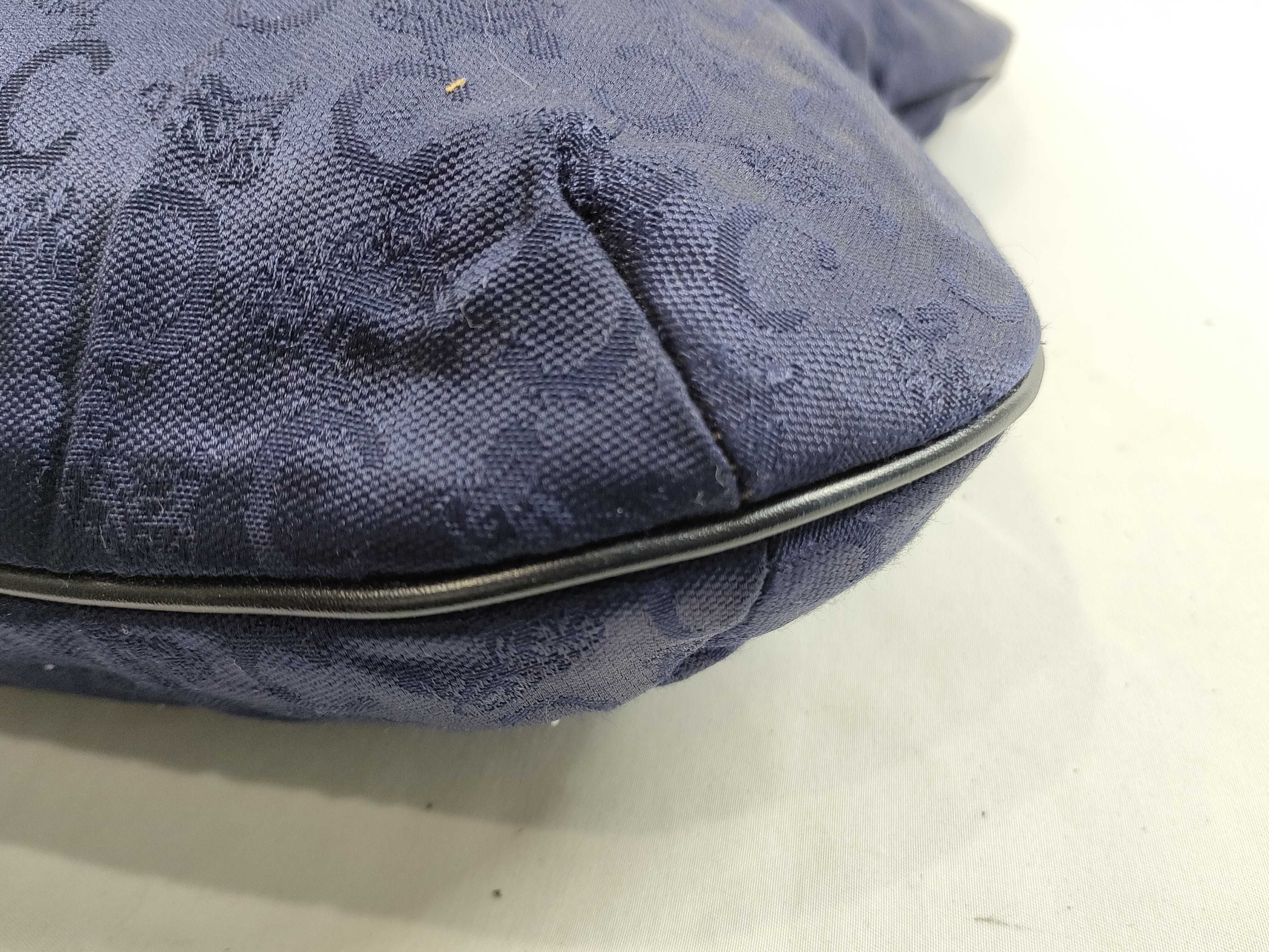 x Noevir Collaboration Clutch Handbag — view 5