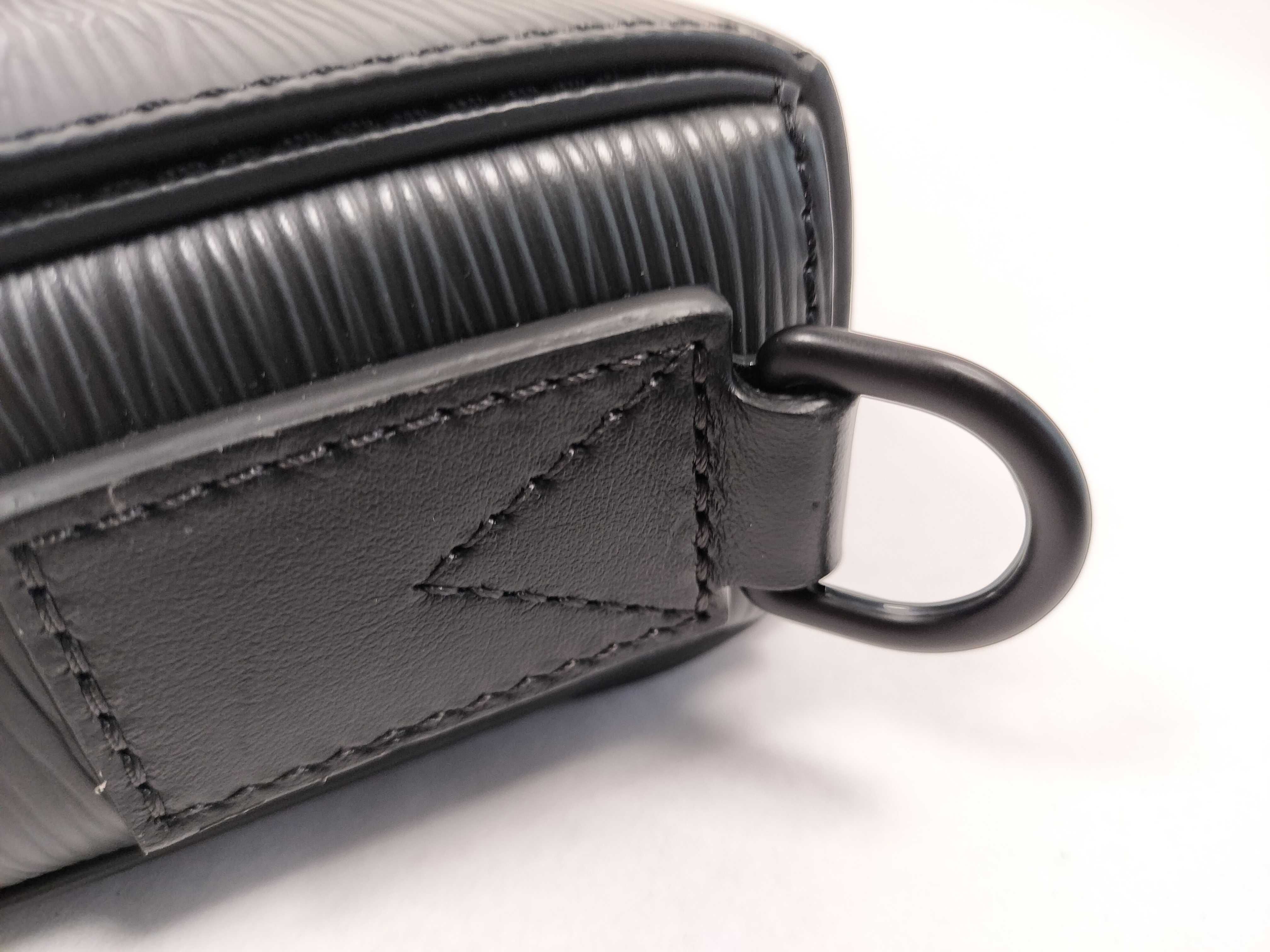 Epi New Flap Messenger Bag M58492 Black (RFID detected) — view 3
