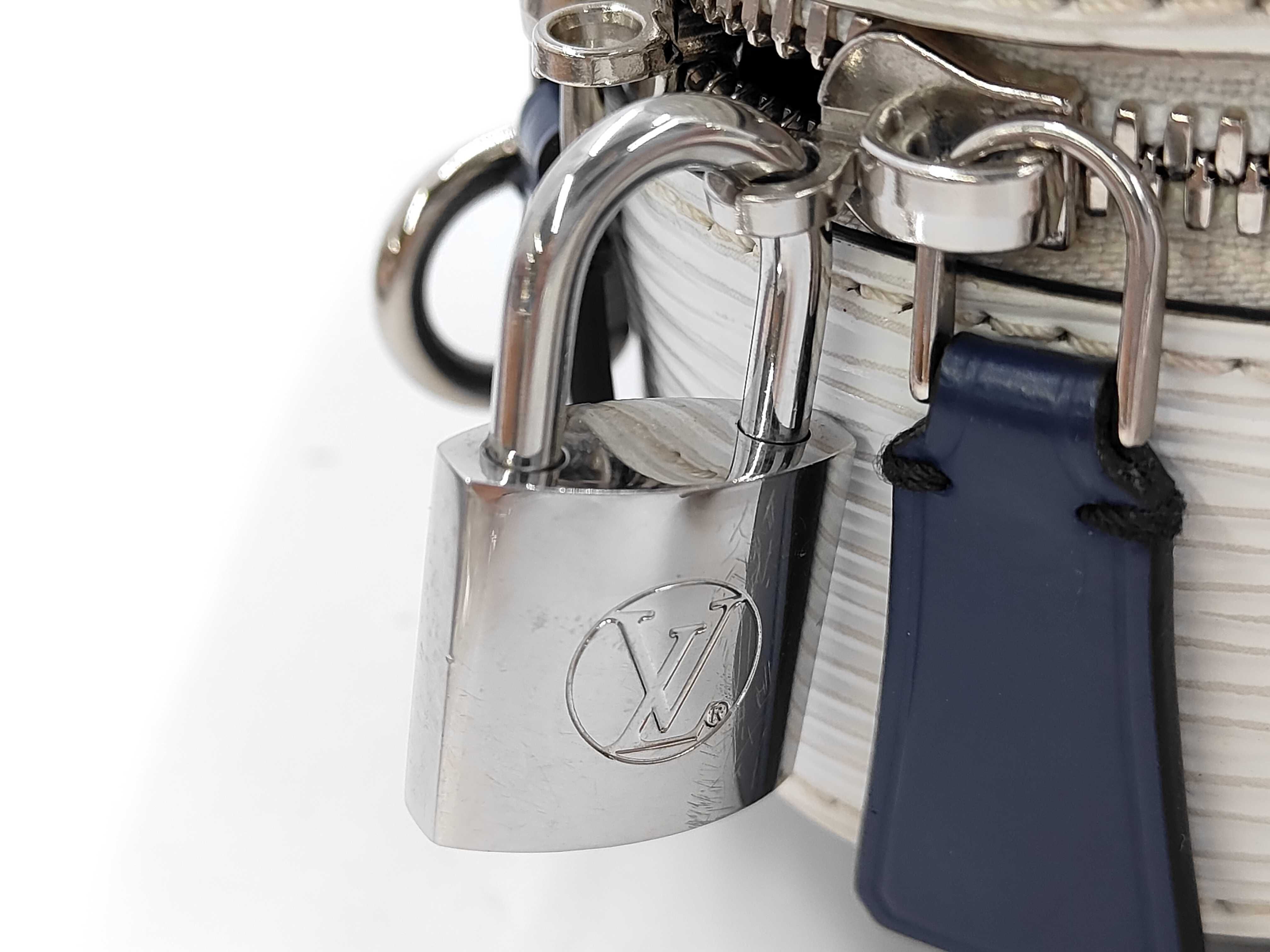 LV Bag Valisette BB Handbag — view 6
