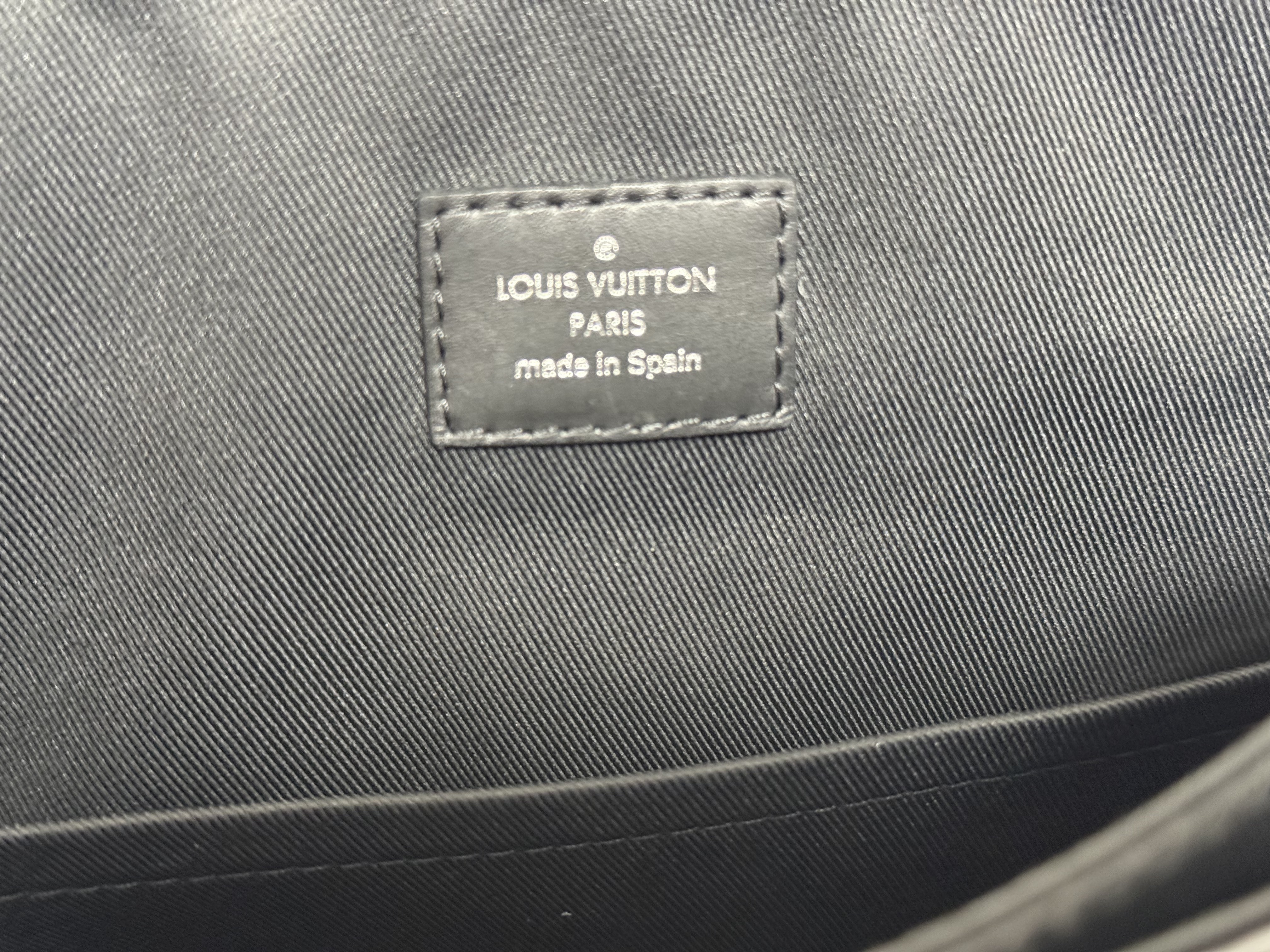 Monogram Eclipse District MM M44001 Shoulder Bag — view 6
