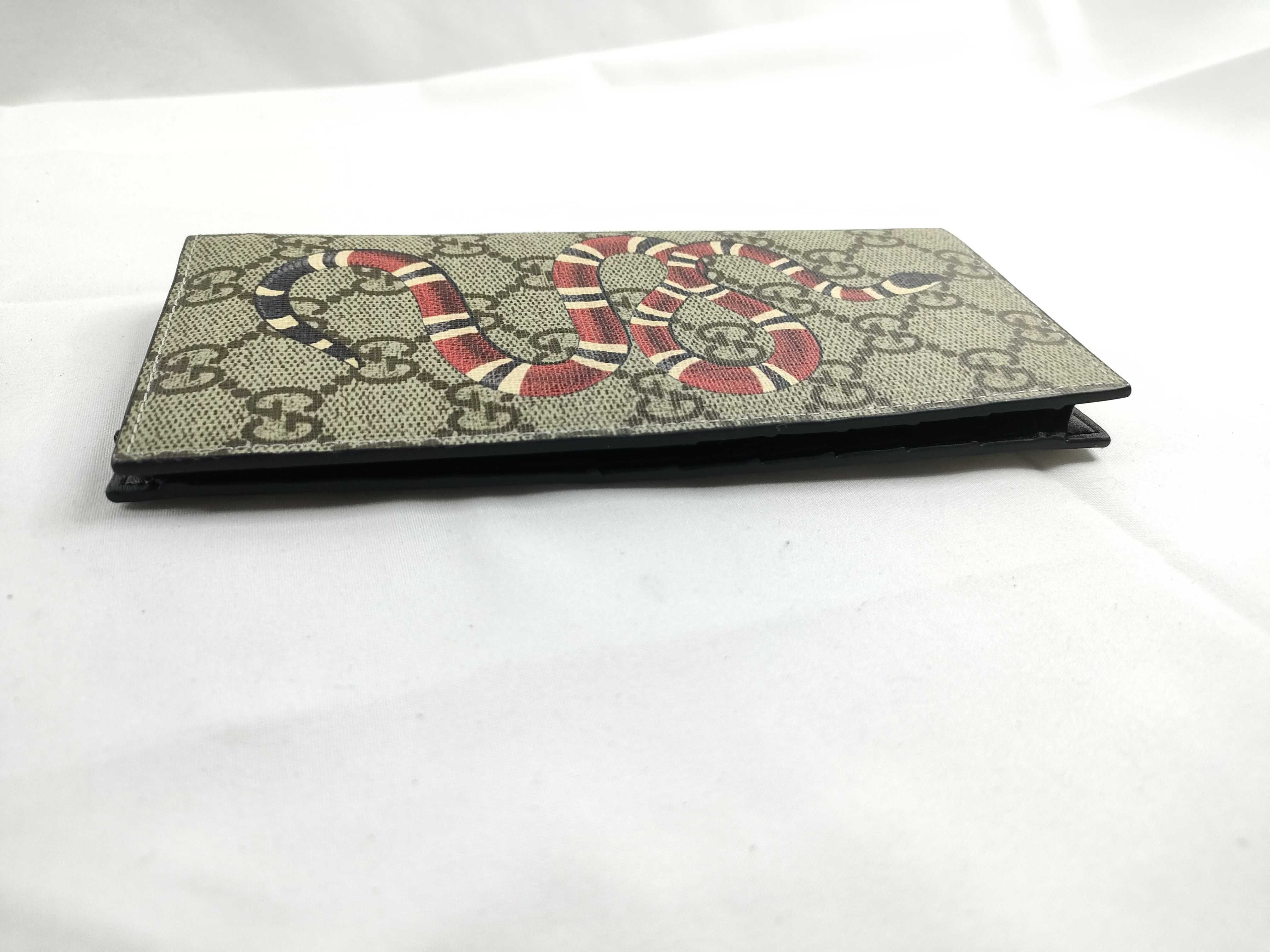 wallet — view 6