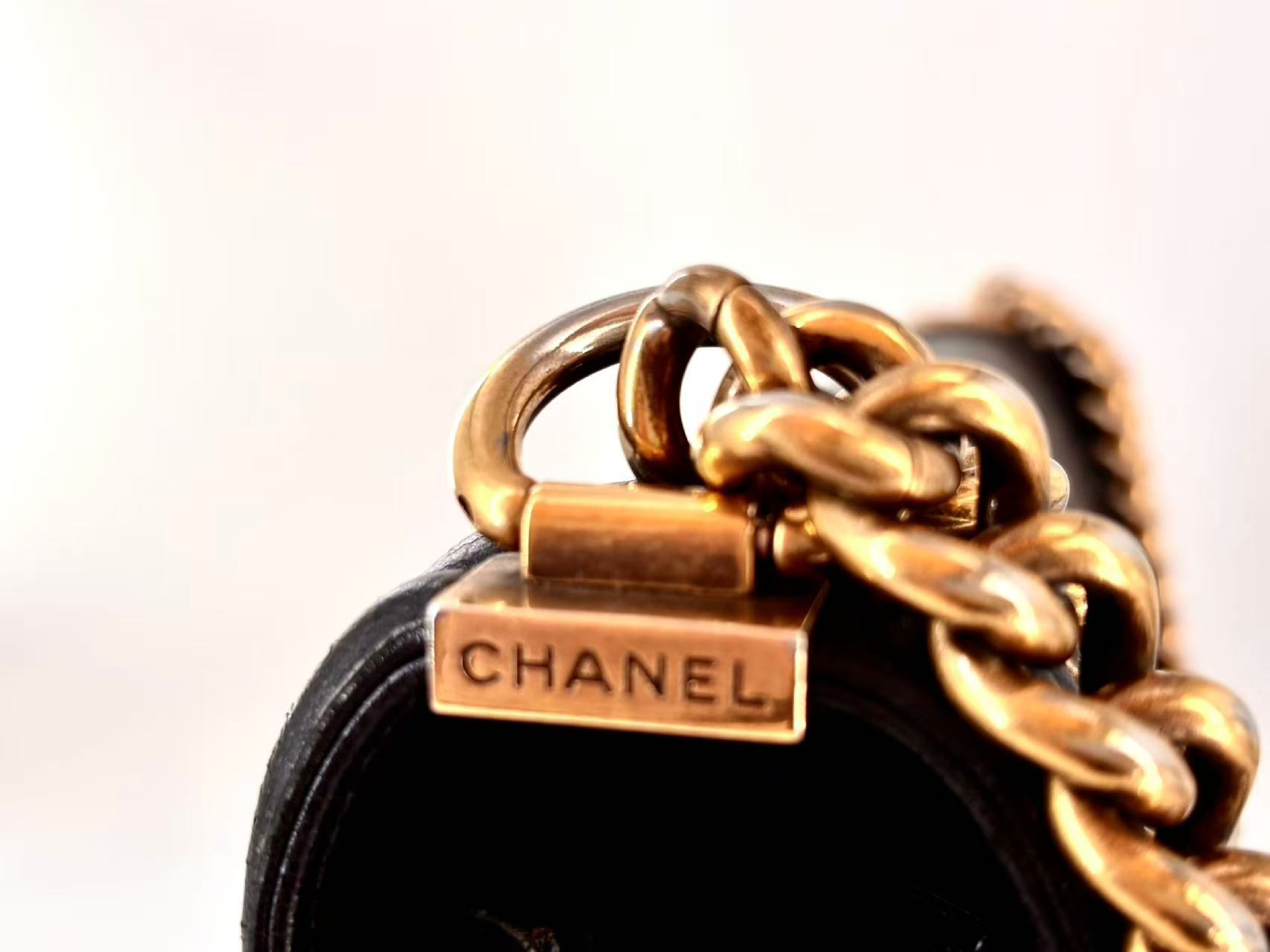 Boy Chanel Black Shoulder Bag — view 5