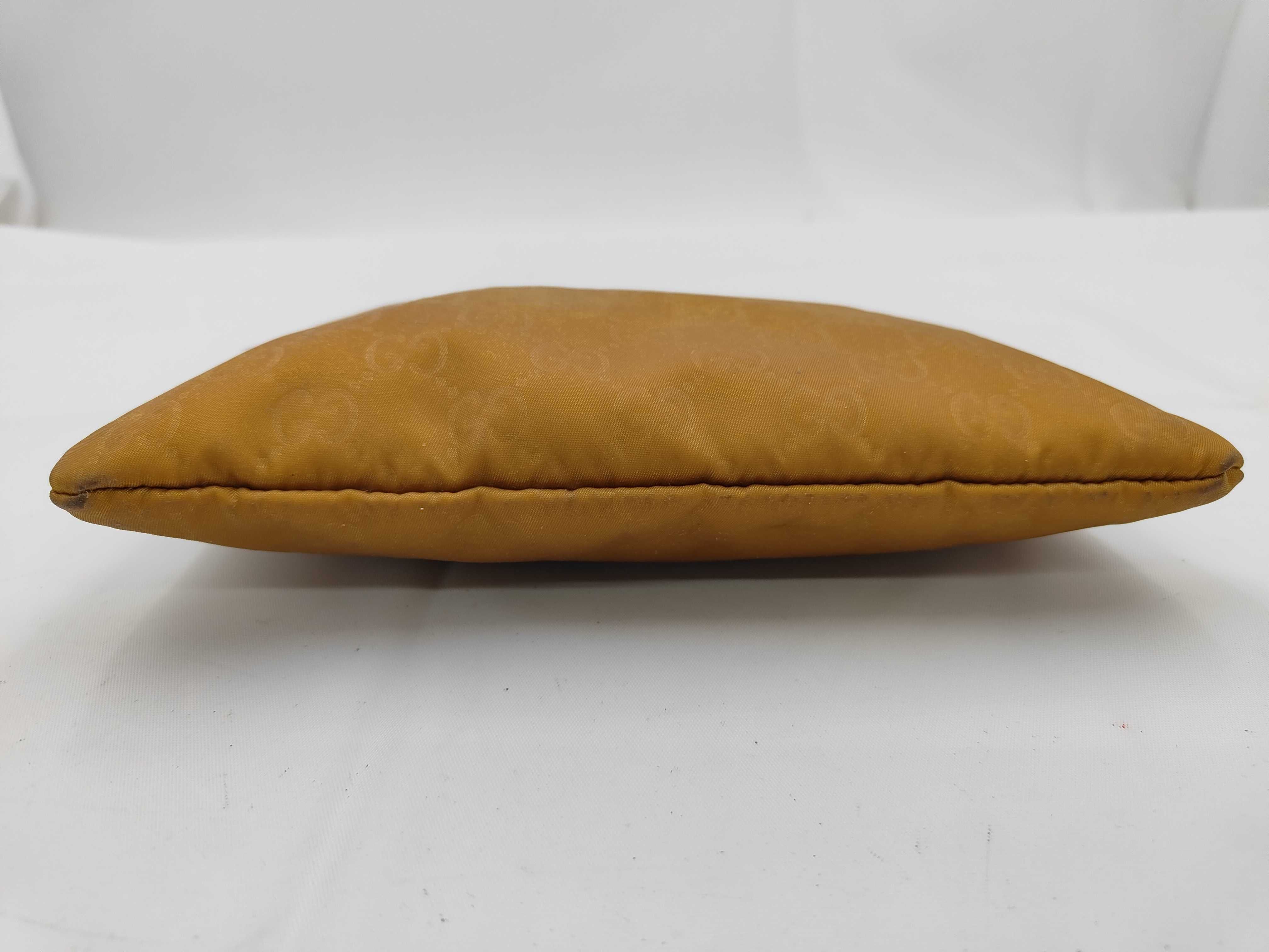 282071 Pouch — view 4