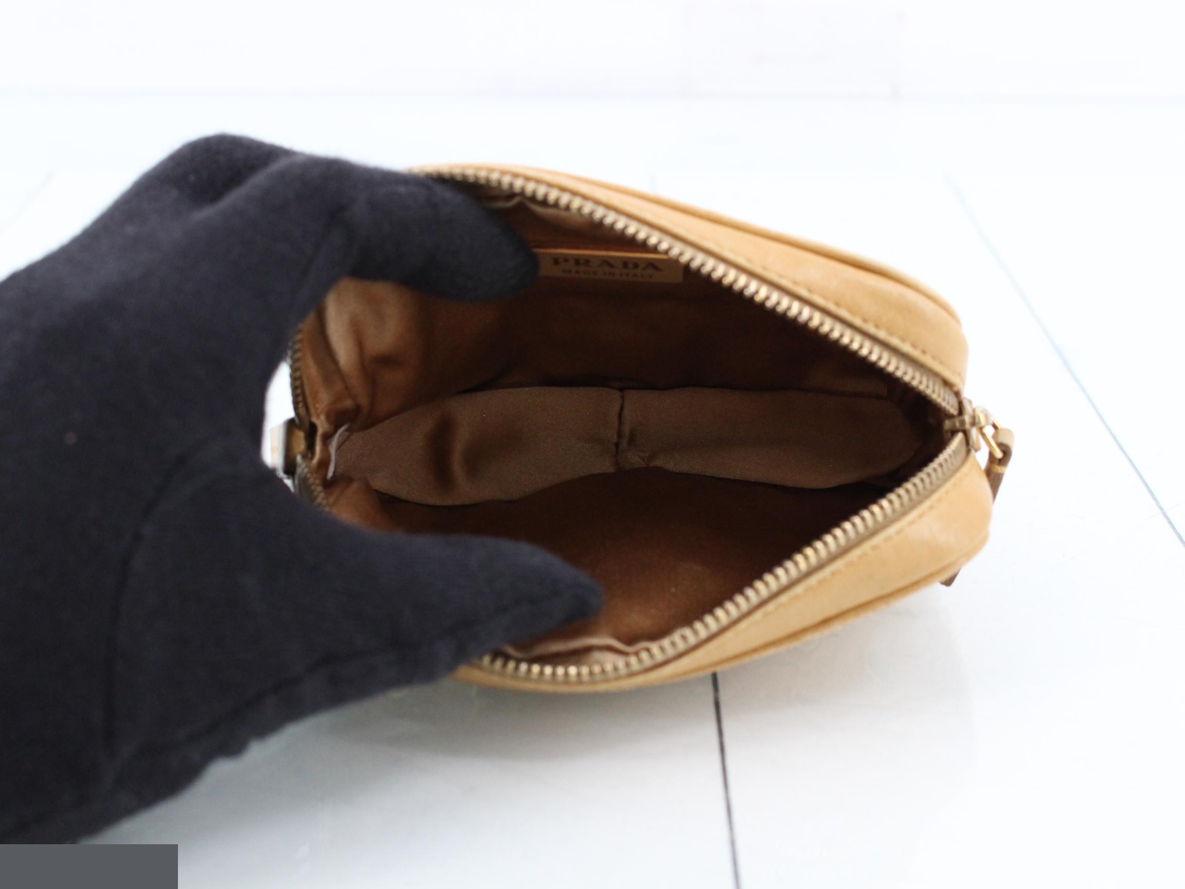 pouch — view 4