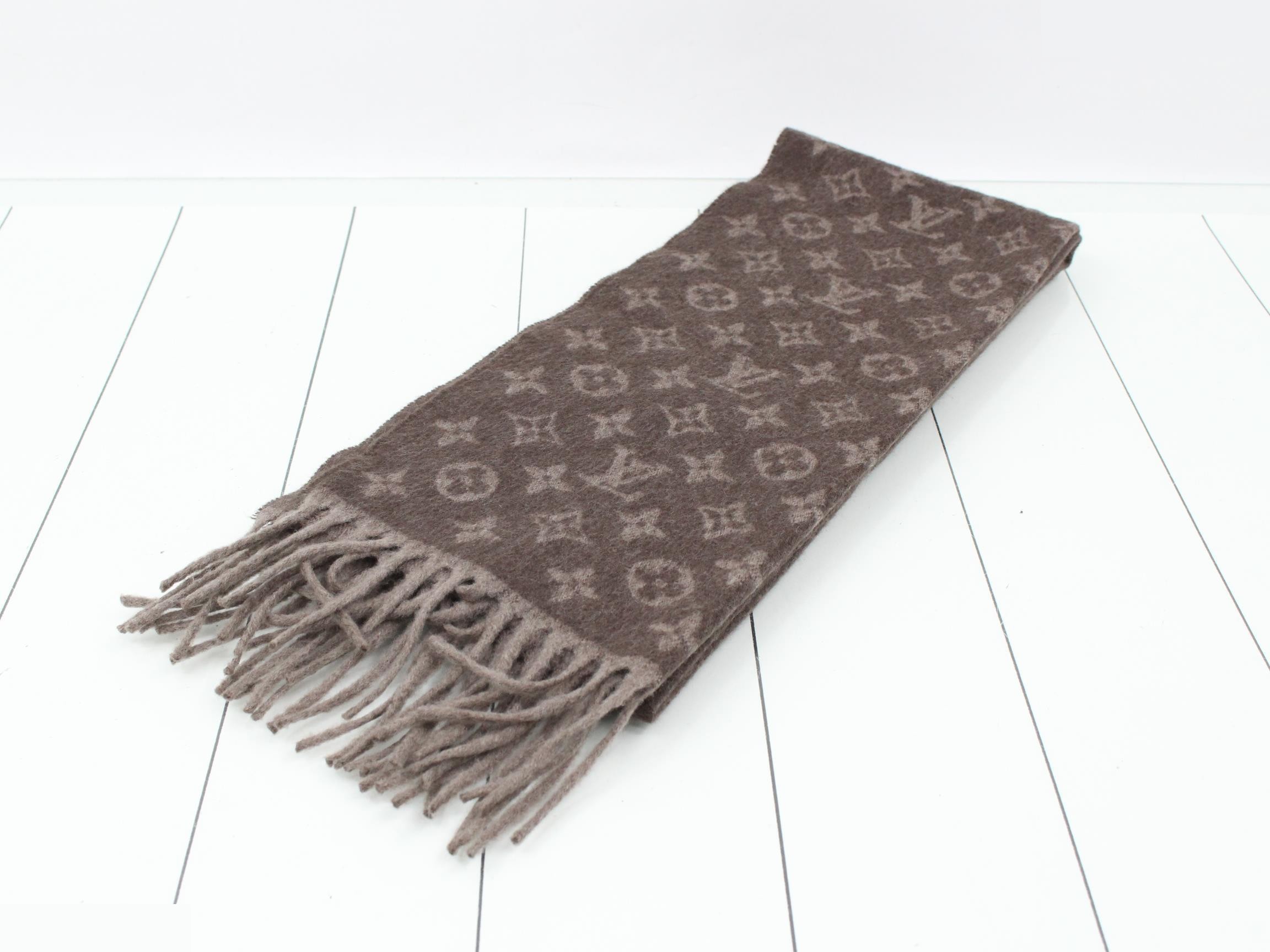 M70258 Echarpe Monogram Gradient