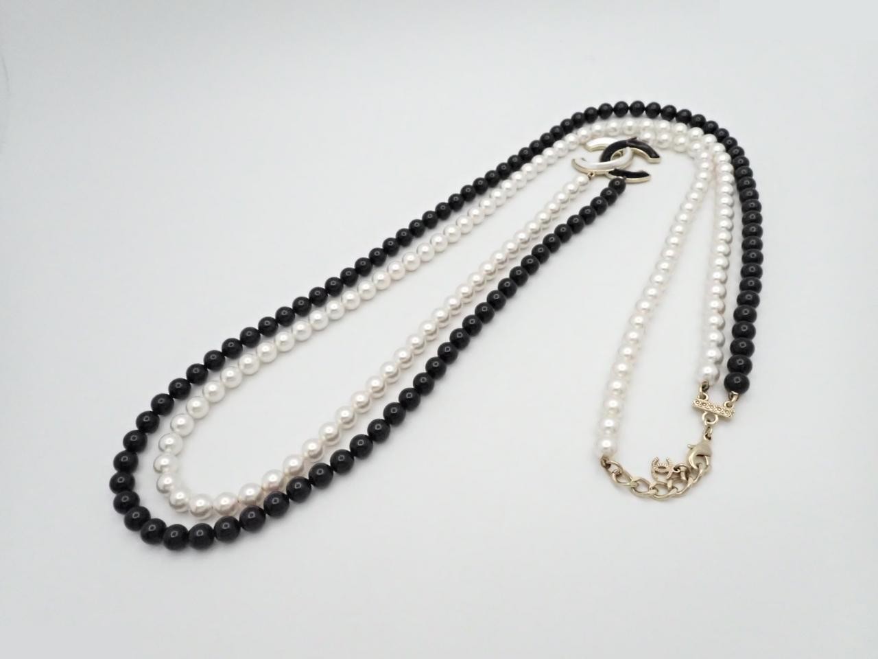 Pearl Long Necklace with Coco Mark, Chain approx. 105cm — view 3