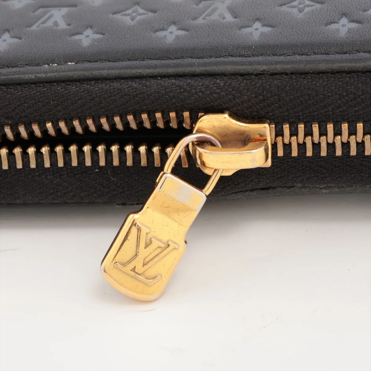 Nanogram Zippy Wallet M82233 Black Round Zip Wallet (RFID detected) — view 14