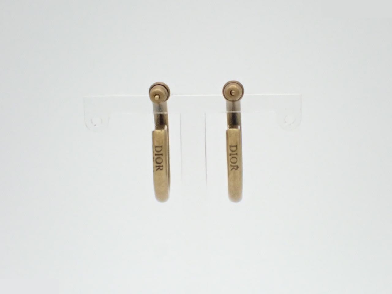Gold earrings — view 2