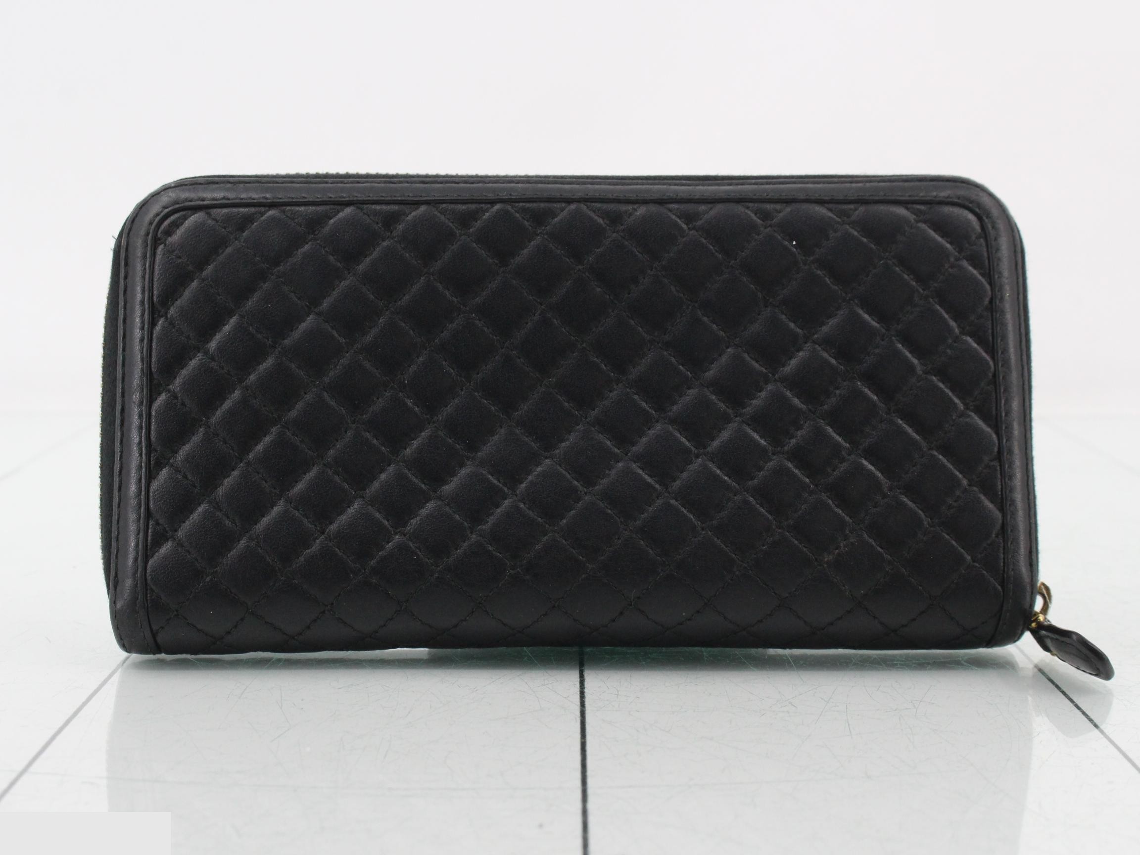 Boxed, quilted, other line bags and wallets. — view 2