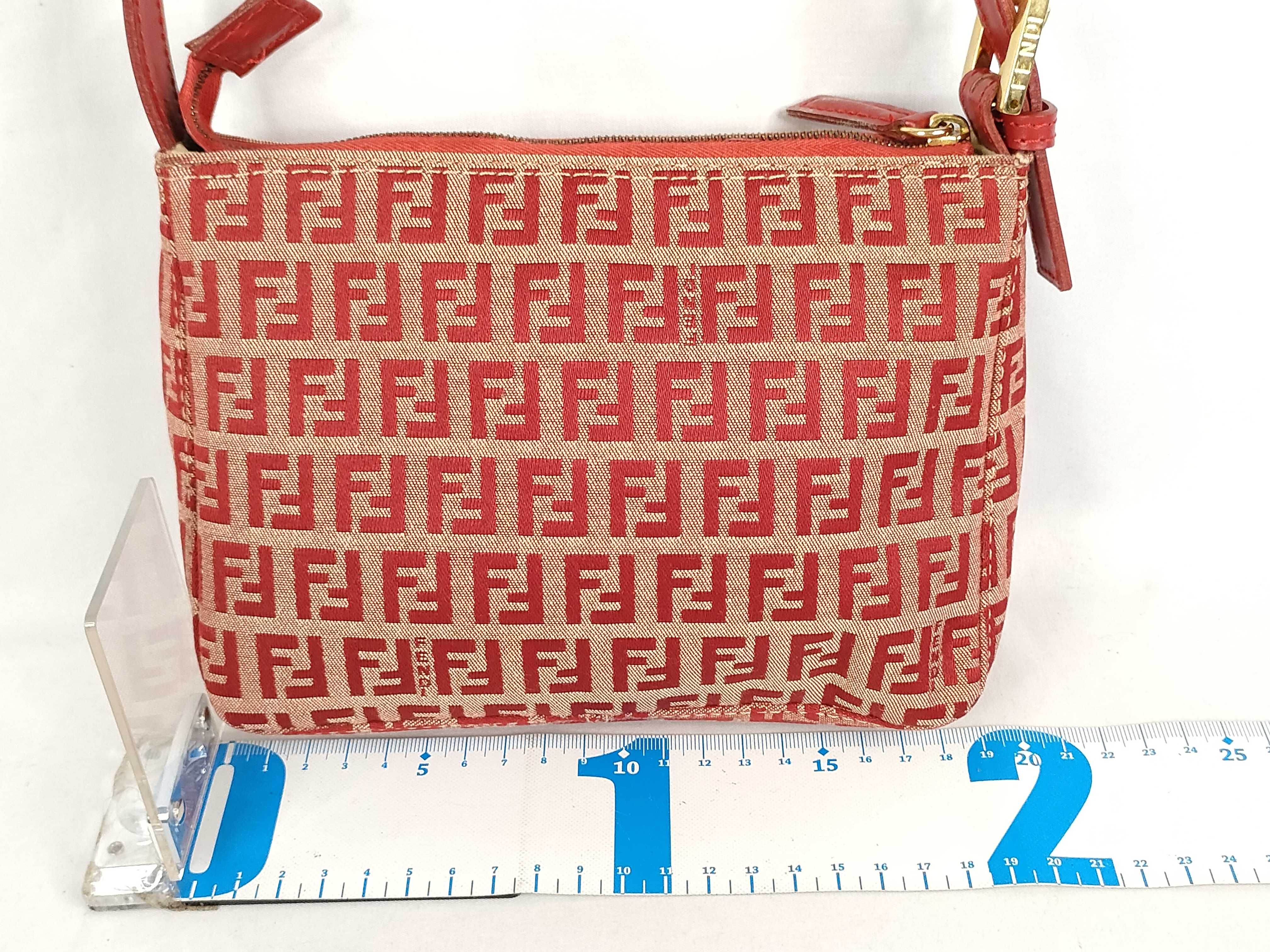 Zucchino Accessory Pouch One-Shoulder Bag — view 2