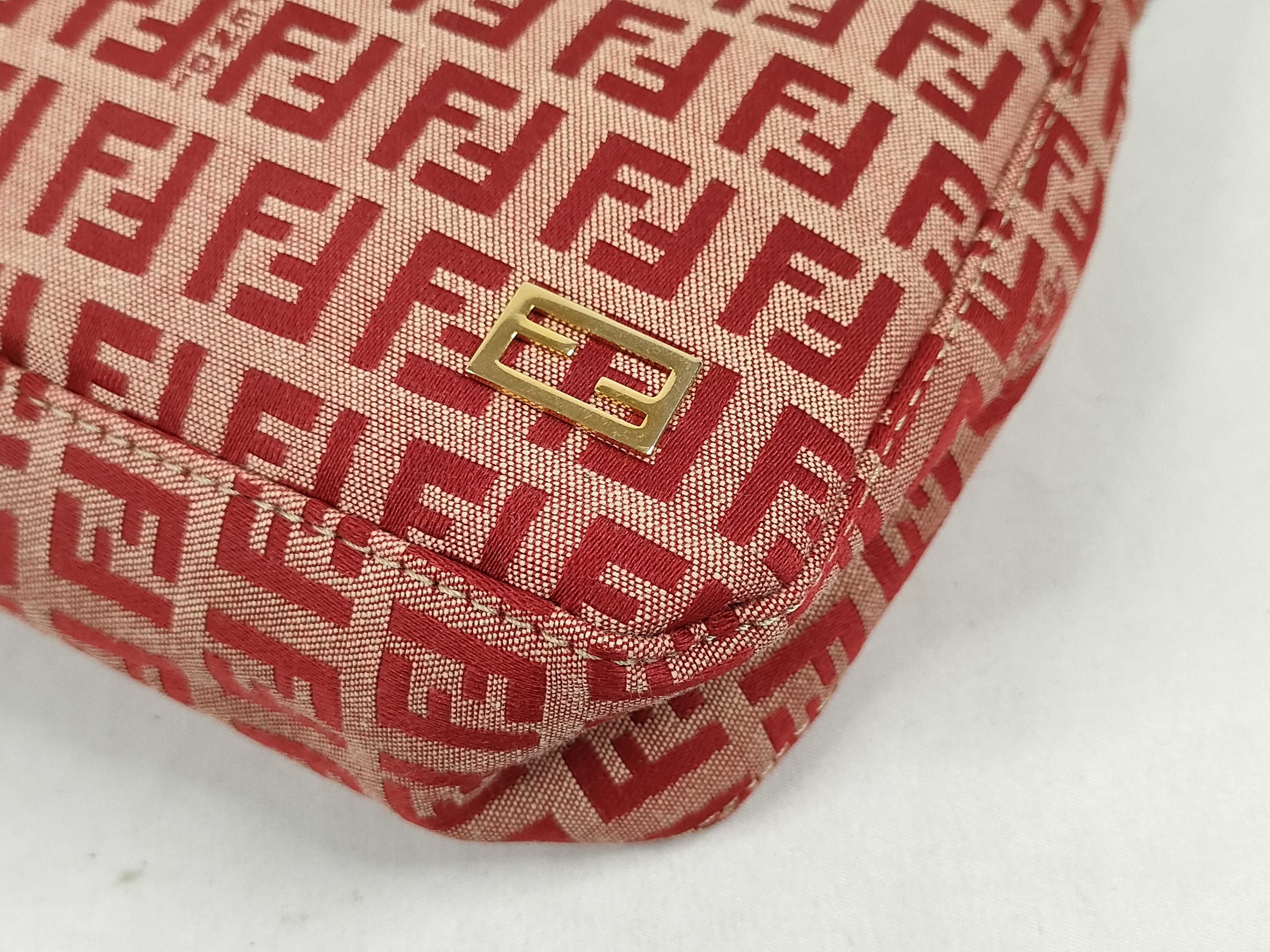 Zucchino Accessory Pouch One-Shoulder Bag — view 6