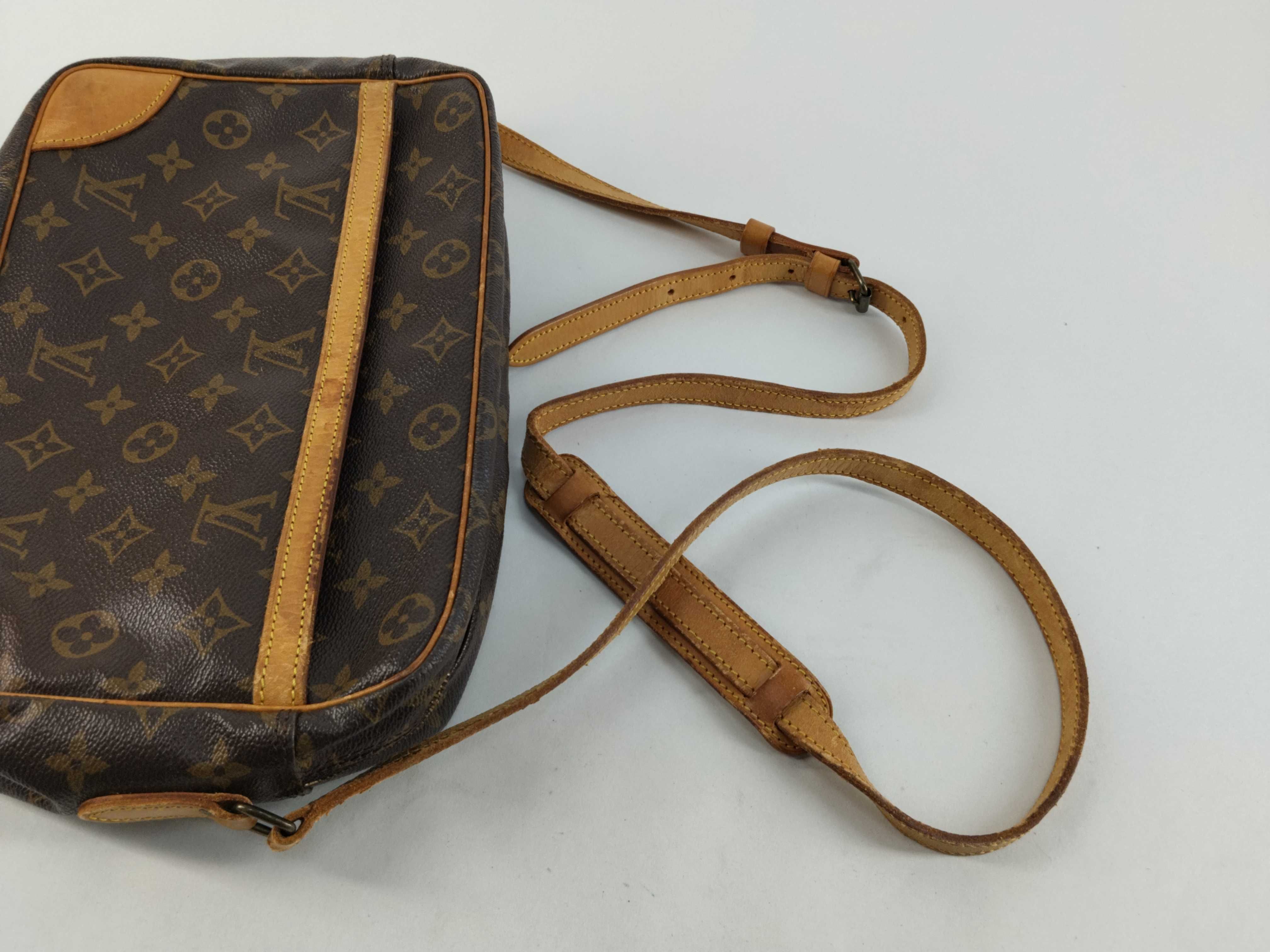 Monogram Trocadero 30 M51272 Shoulder Bag — view 3