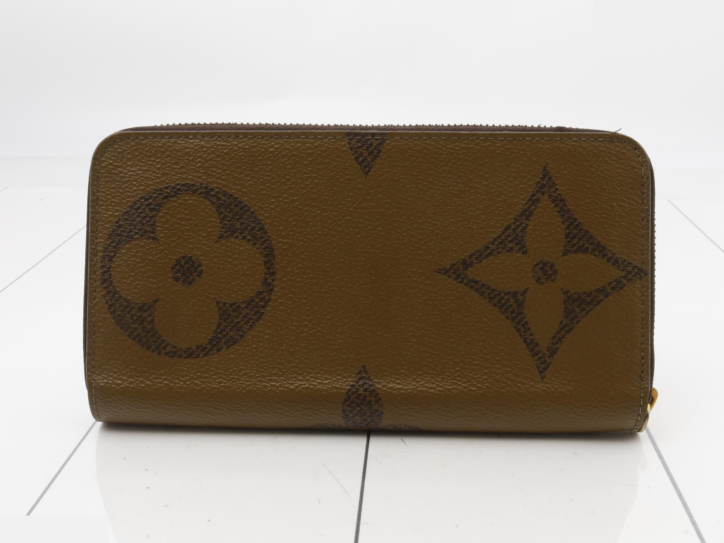 Zippy Wallet — view 2